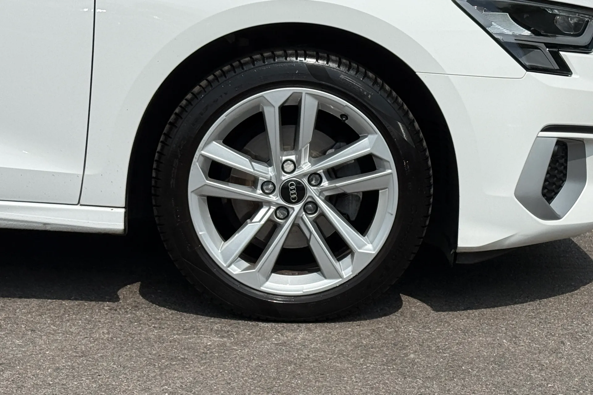 Audi A3 thumbnail image number 12