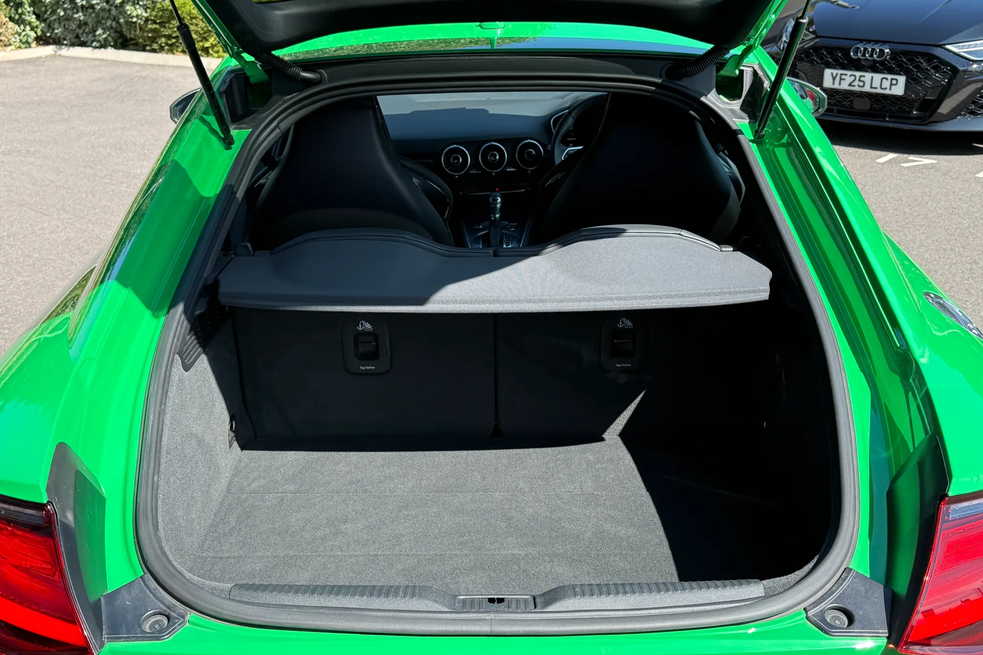 Audi TT thumbnail image number 39