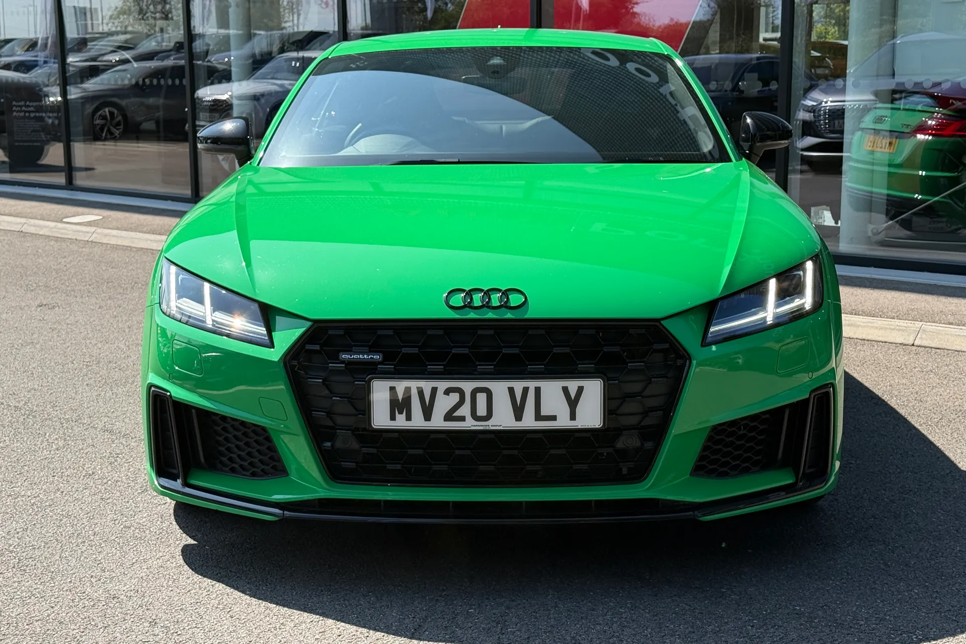 Audi TT thumbnail image number 23