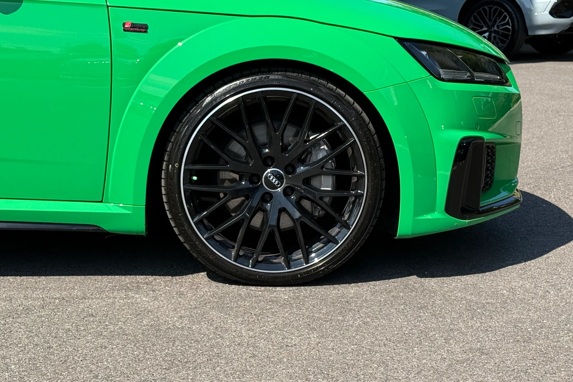 Audi TT thumbnail image number 10