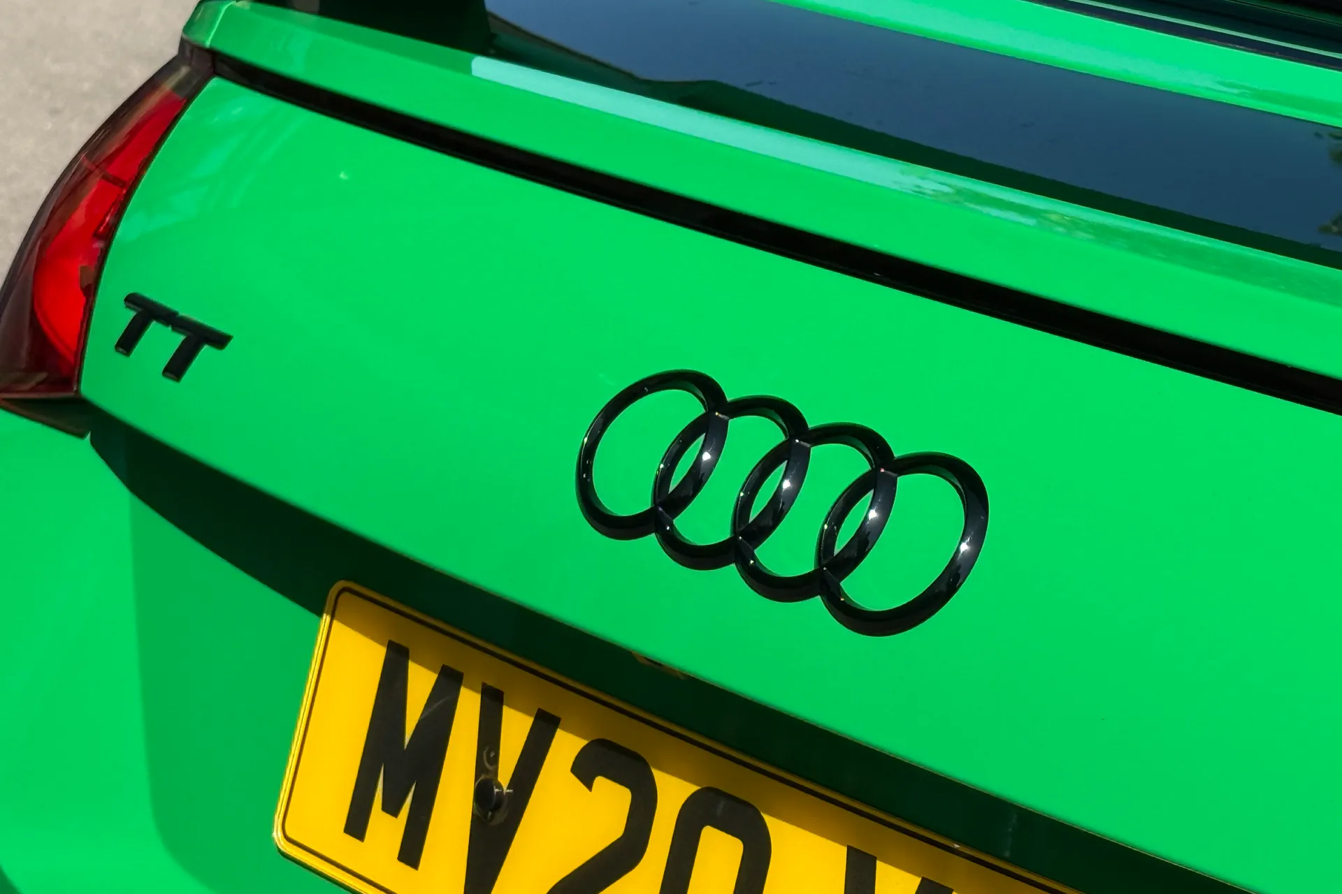 Audi TT thumbnail image number 20