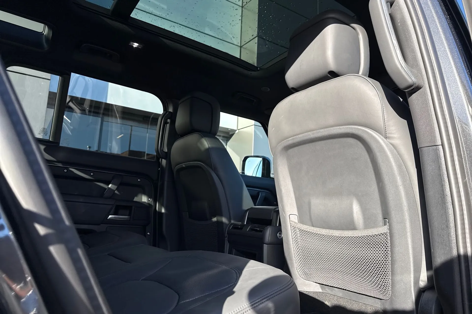 LAND ROVER DEFENDER thumbnail image number 38