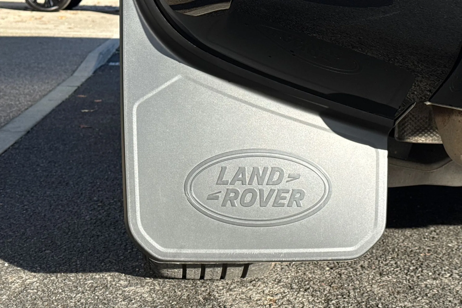 LAND ROVER DEFENDER thumbnail image number 34