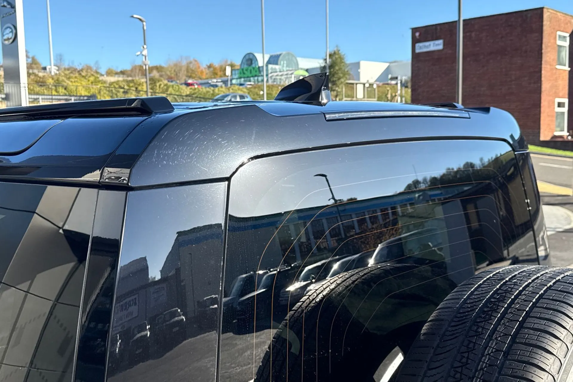 LAND ROVER DEFENDER thumbnail image number 28