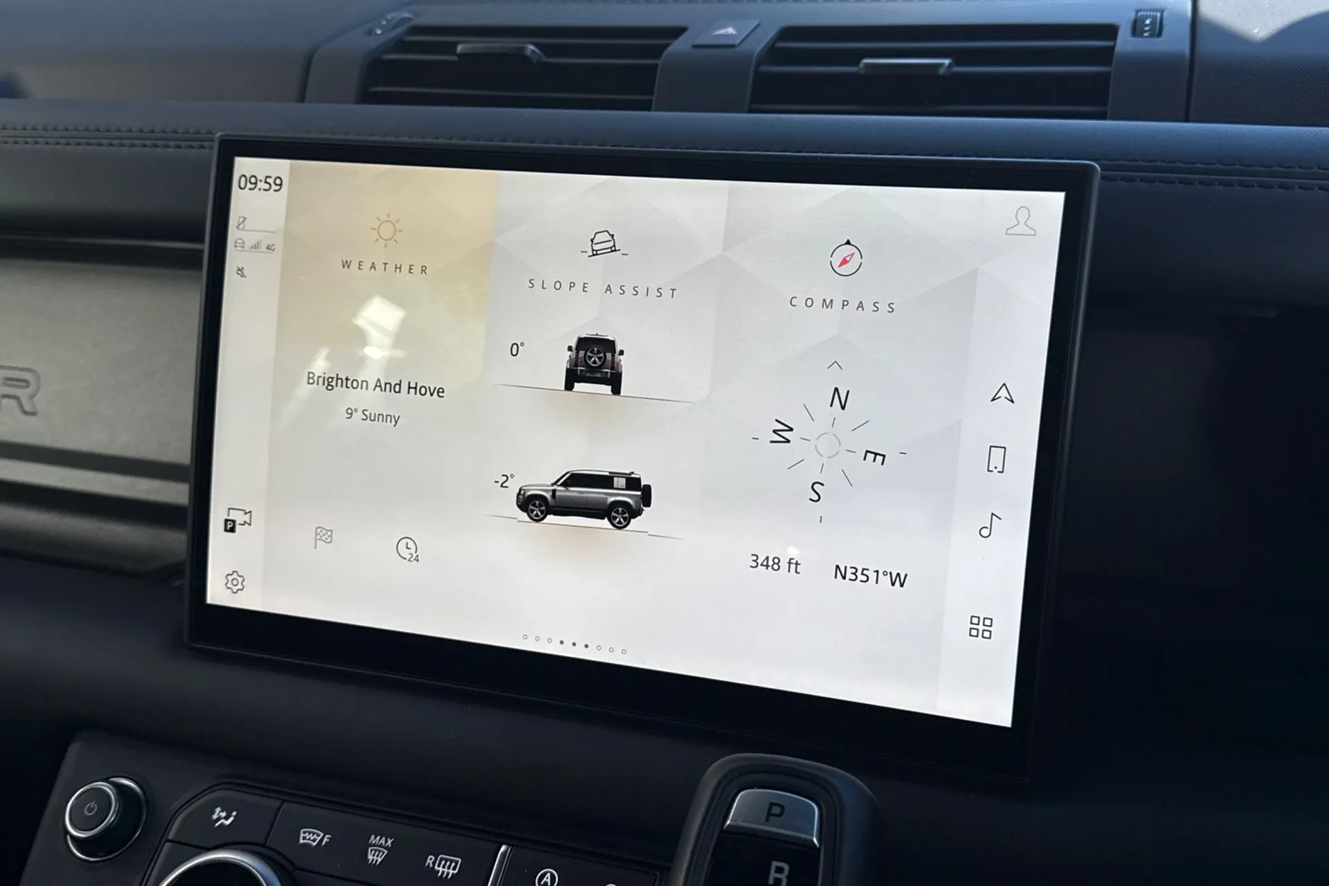 LAND ROVER DEFENDER thumbnail image number 62