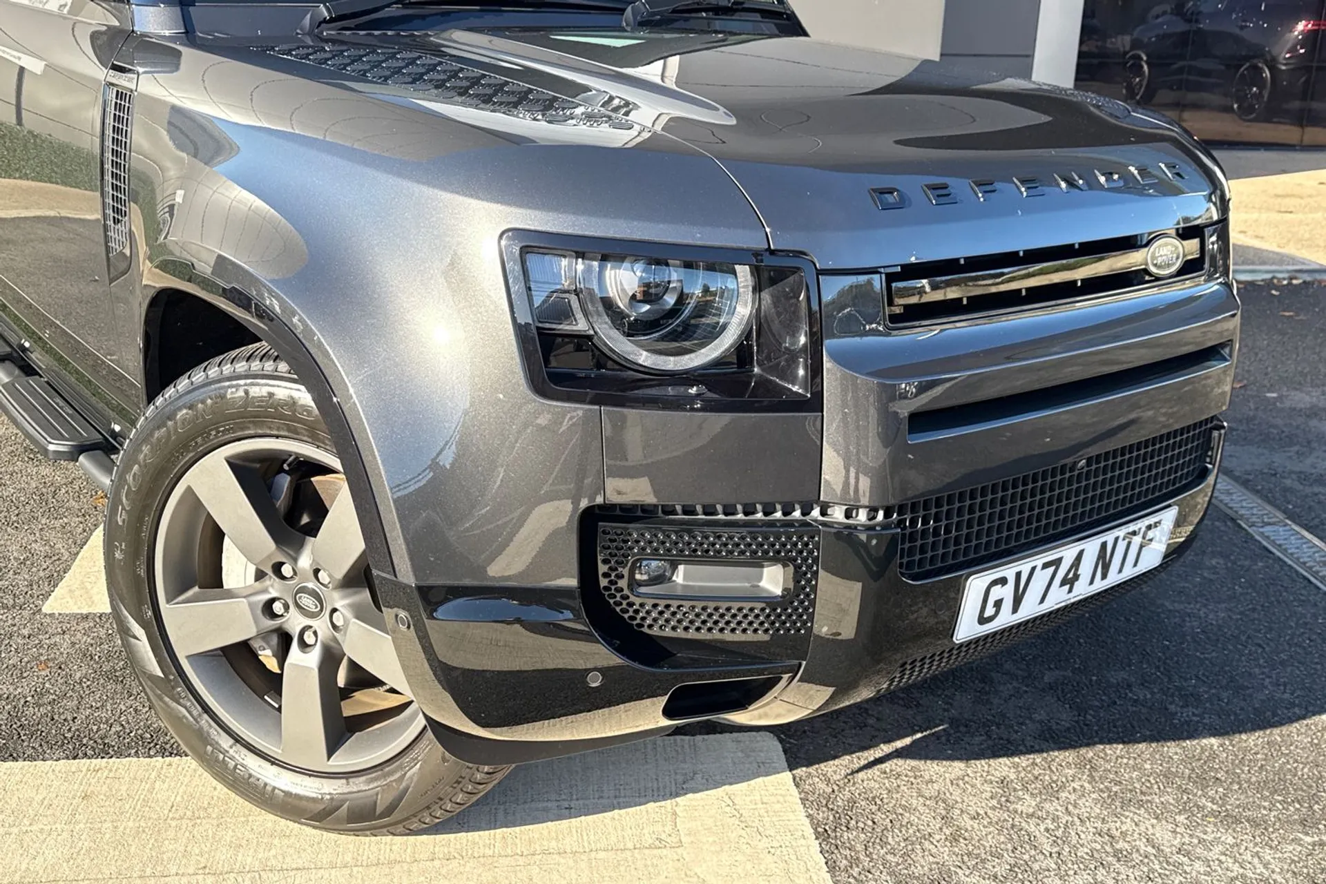 LAND ROVER DEFENDER thumbnail image number 19