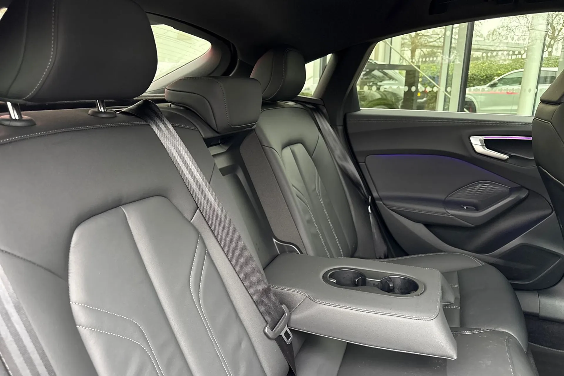 Audi A5 thumbnail image number 36