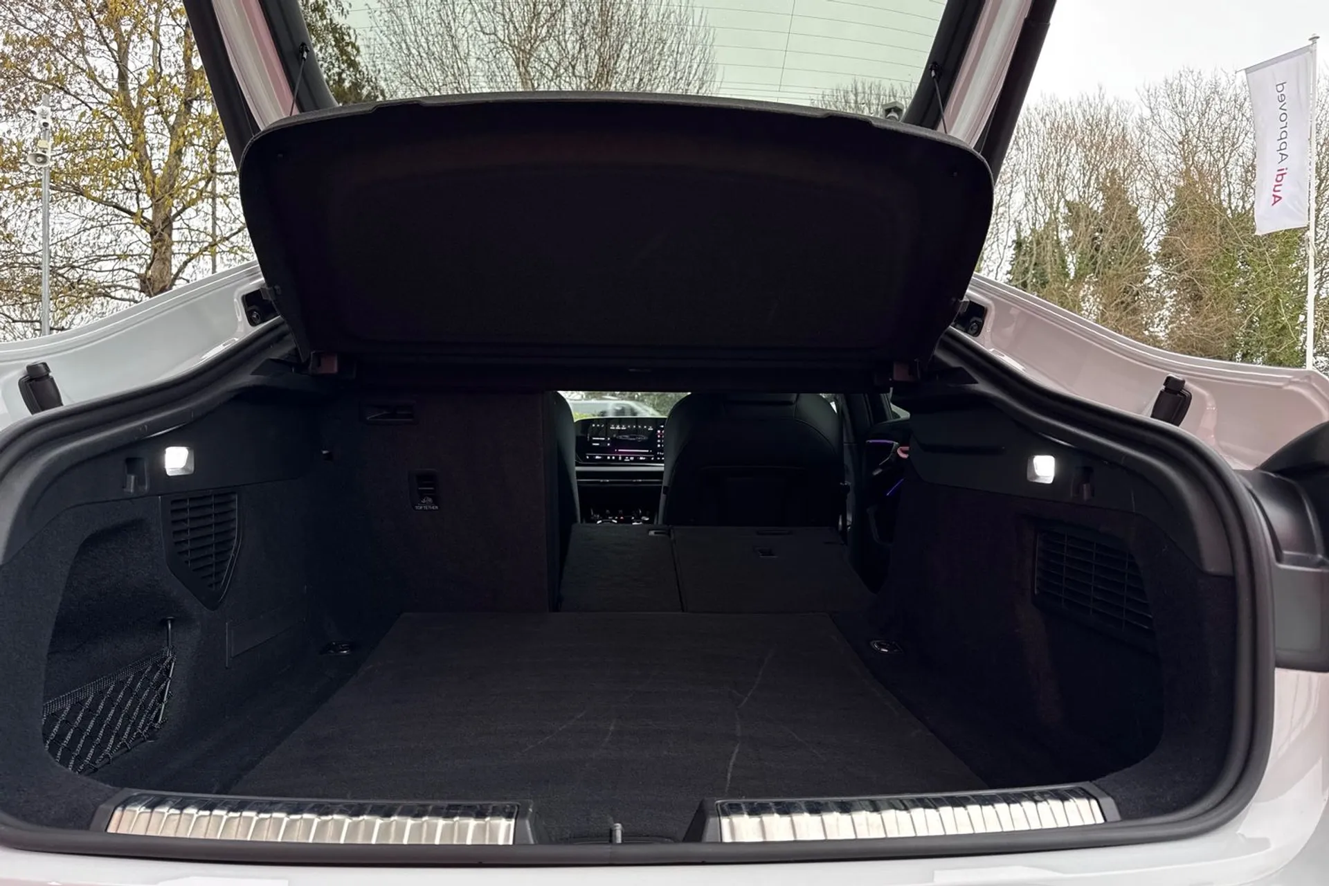 Audi A5 thumbnail image number 34