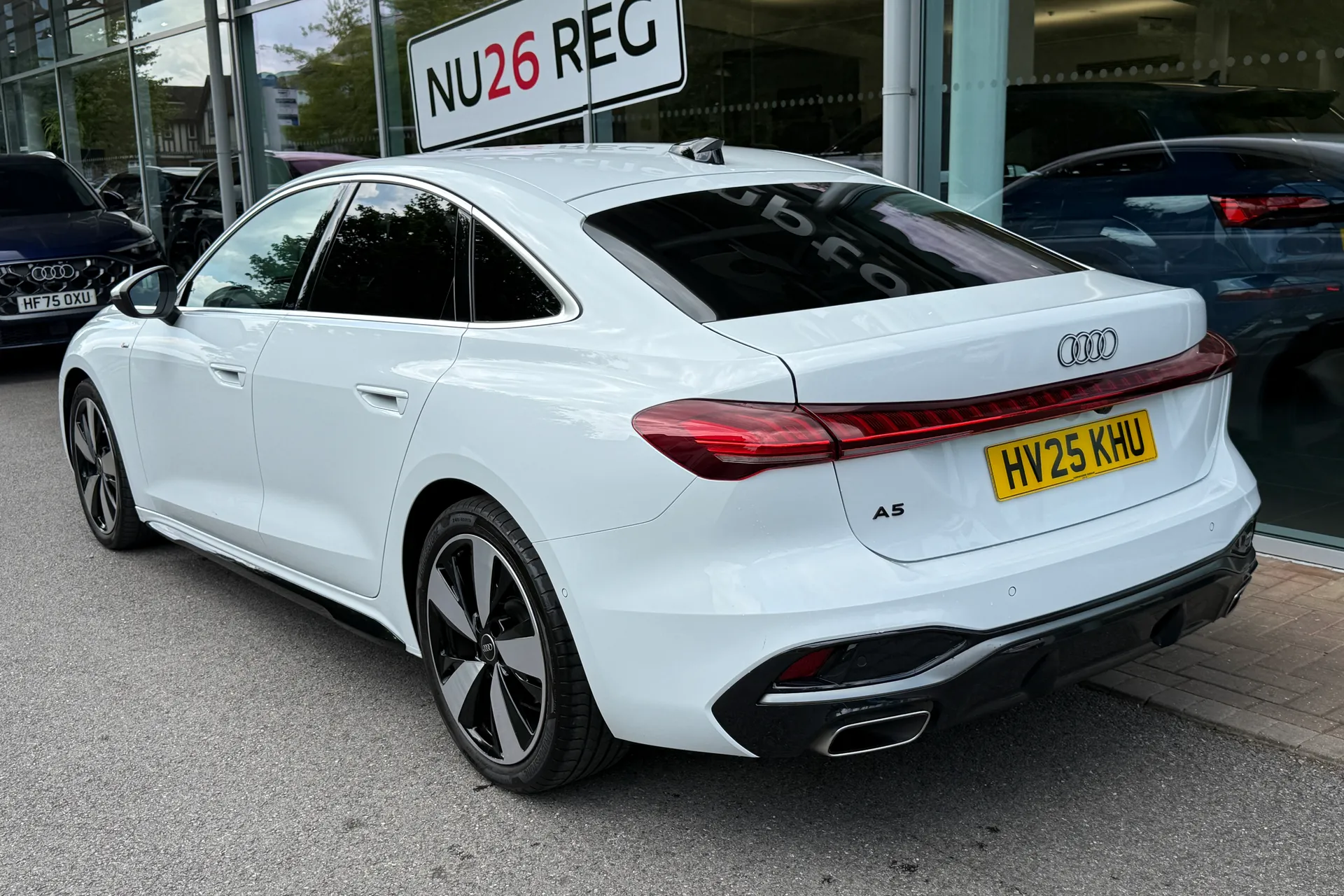 Audi A5 thumbnail image number 9