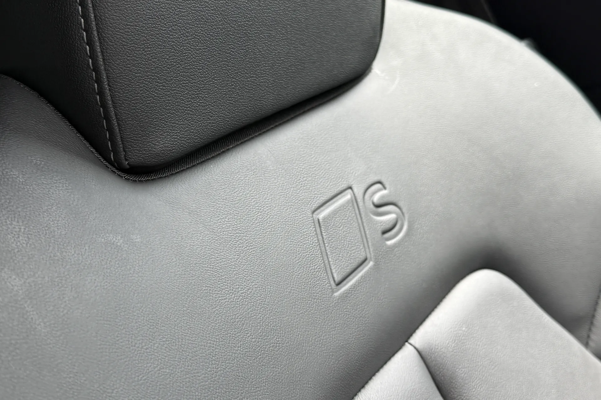 Audi A5 thumbnail image number 27