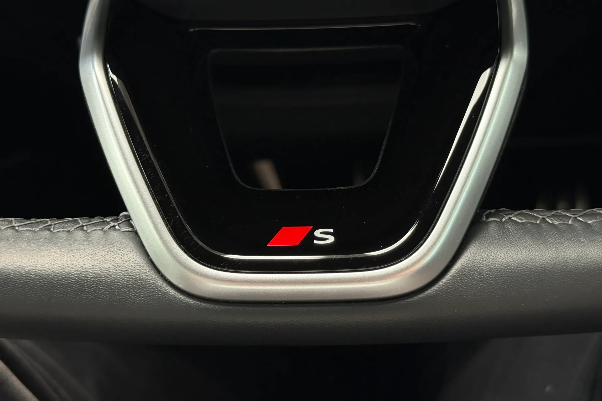 Audi A5 thumbnail image number 15