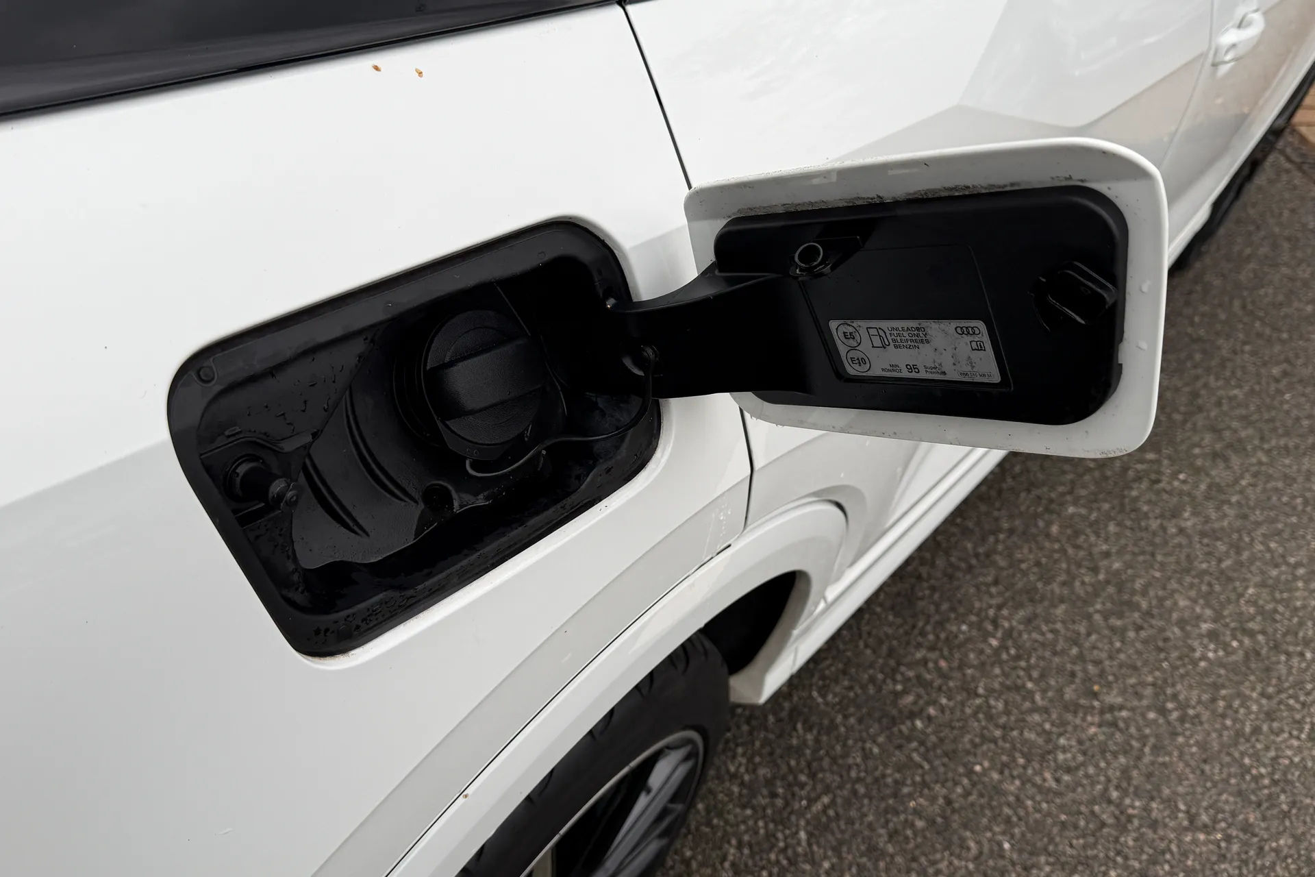 Audi Q2 thumbnail image number 30