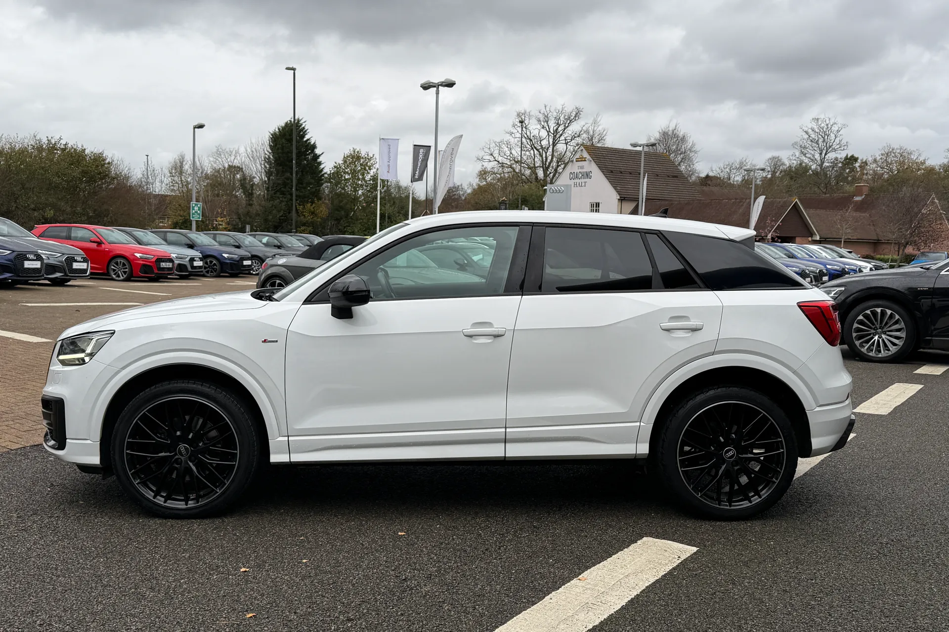 Audi Q2 thumbnail image number 44