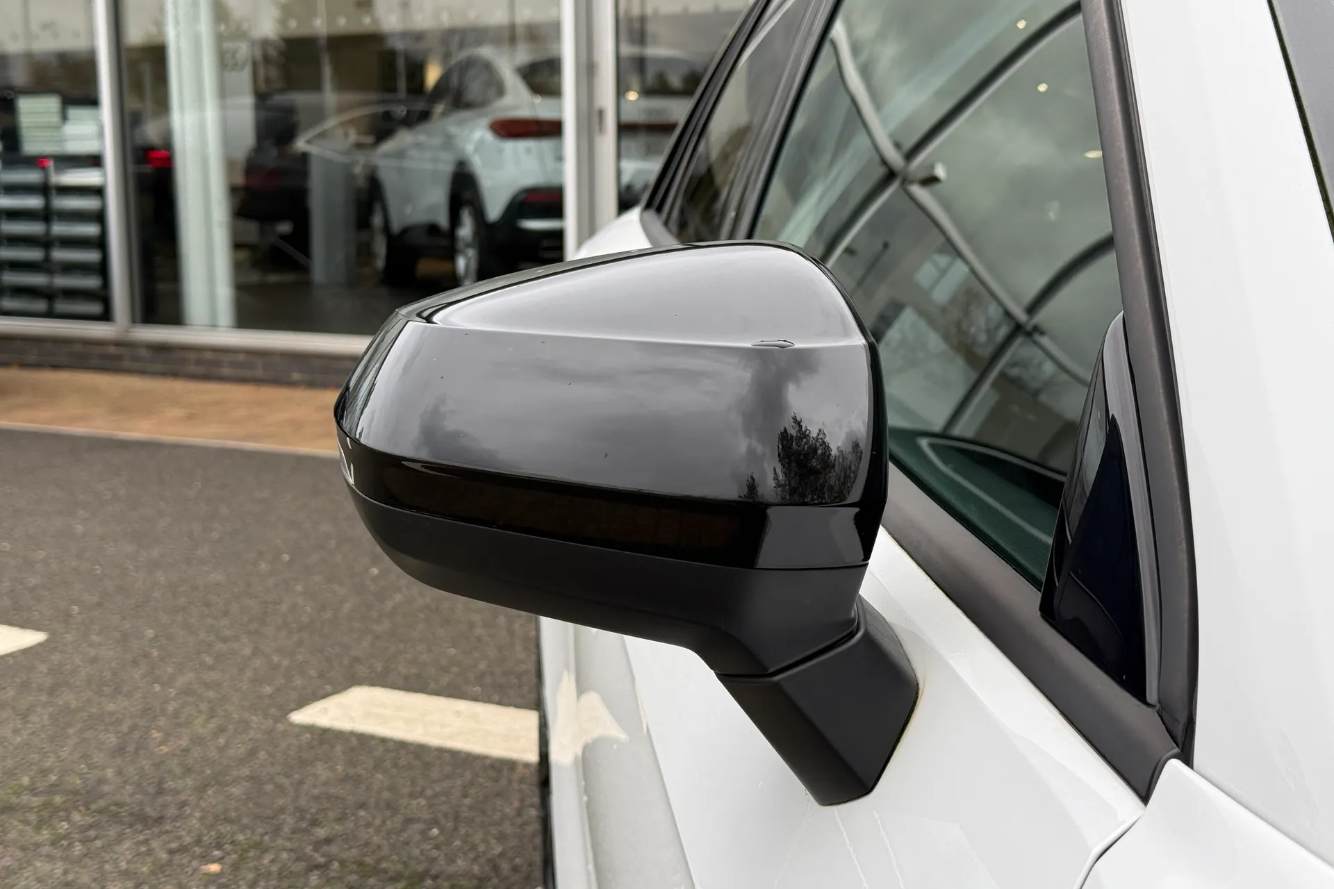 Audi Q2 thumbnail image number 11