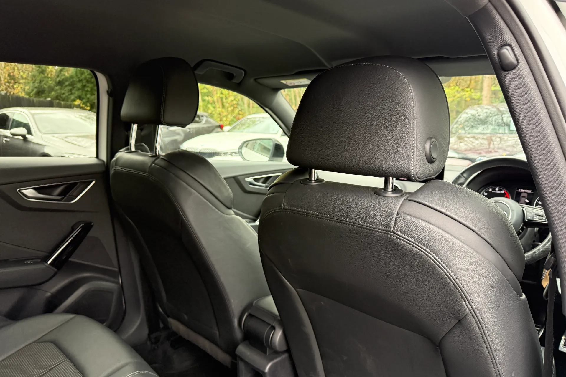 Audi Q2 thumbnail image number 33