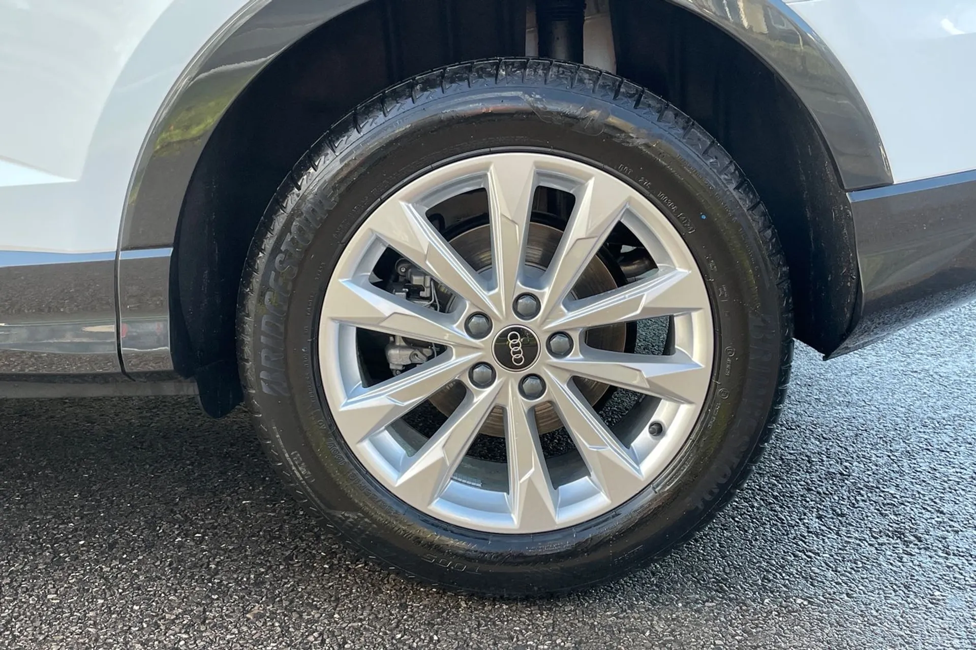 Audi Q3 thumbnail image number 5