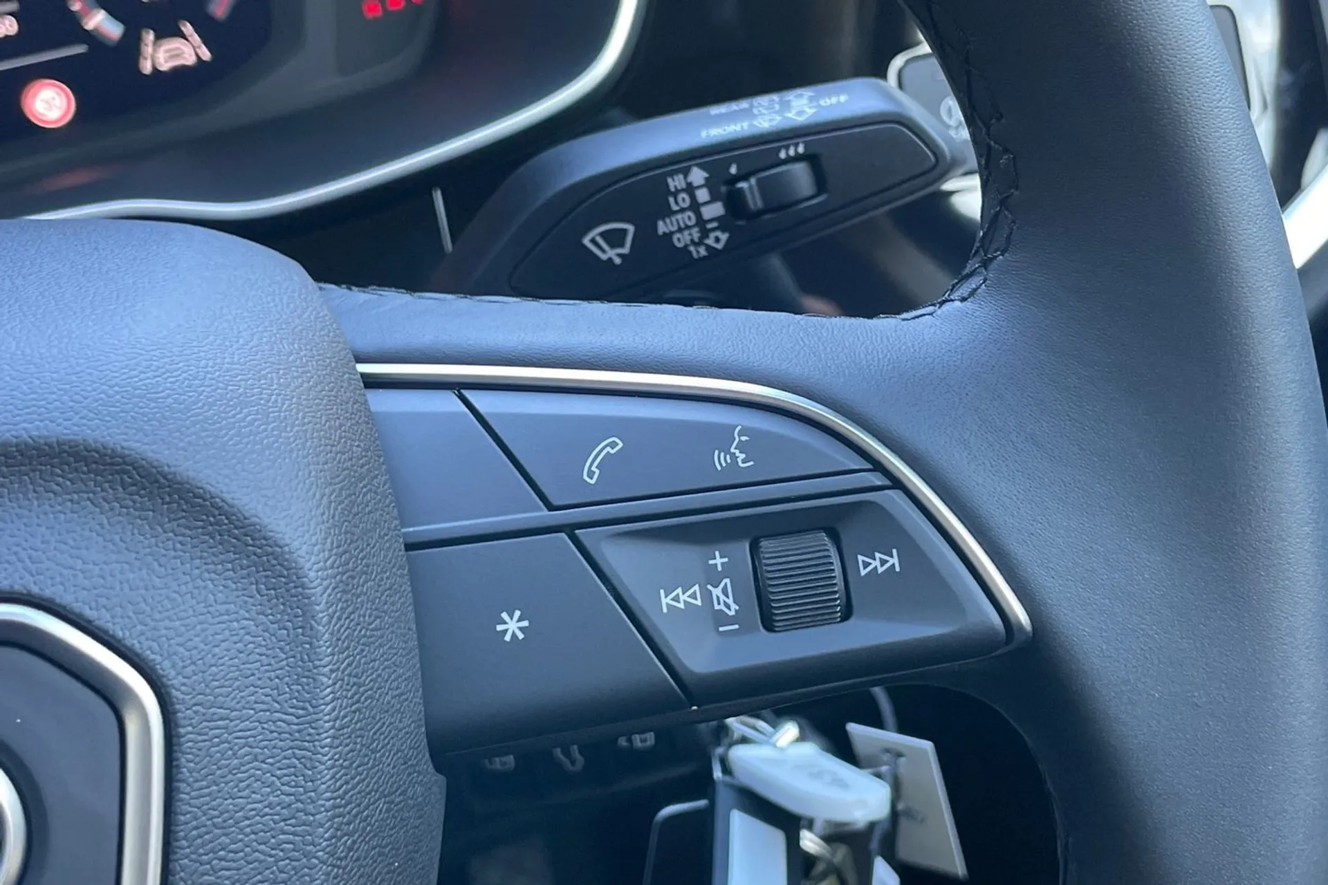 Audi Q3 thumbnail image number 57