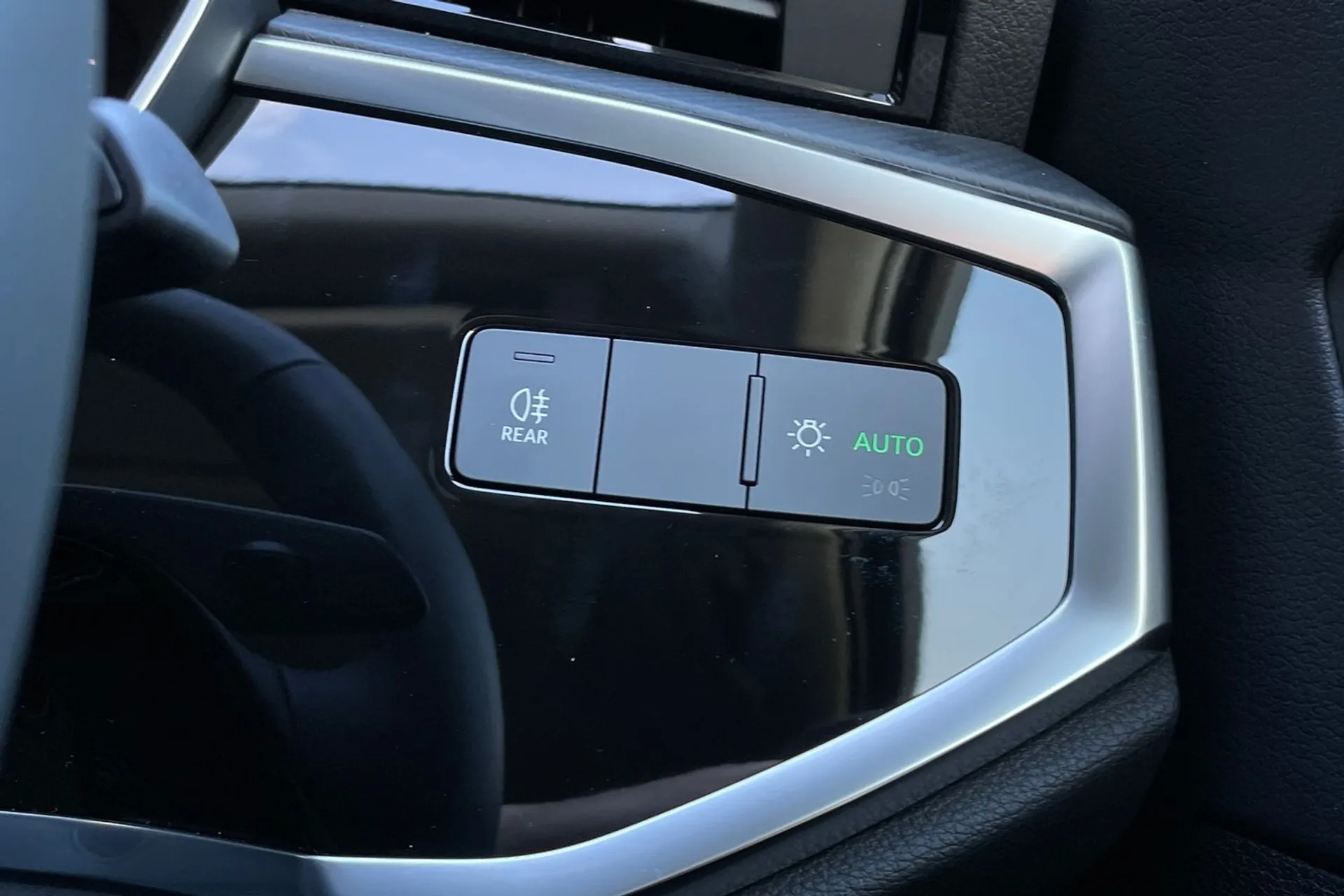 Audi Q3 thumbnail image number 54