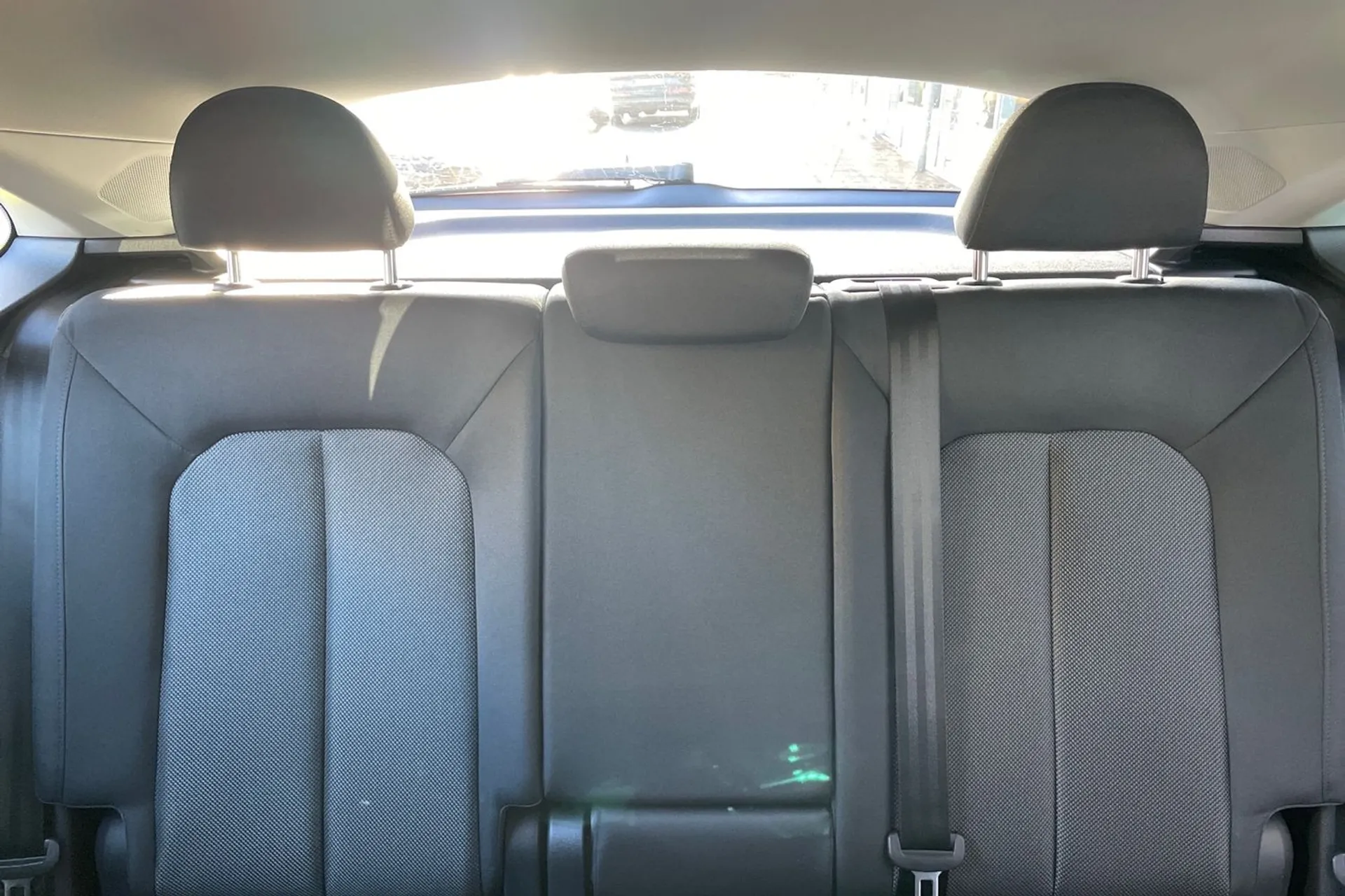 Audi Q3 thumbnail image number 31