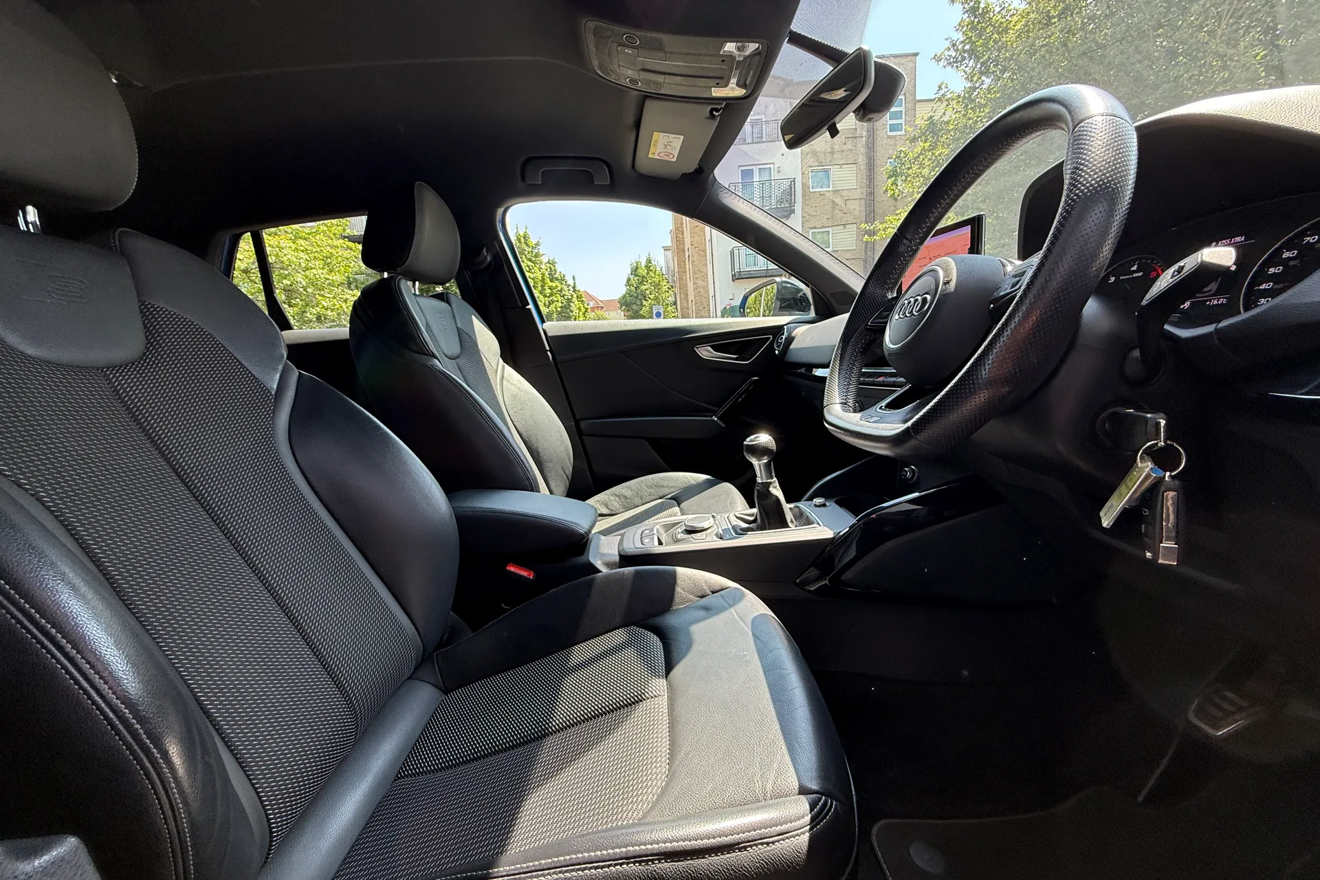 Audi Q2 thumbnail image number 31