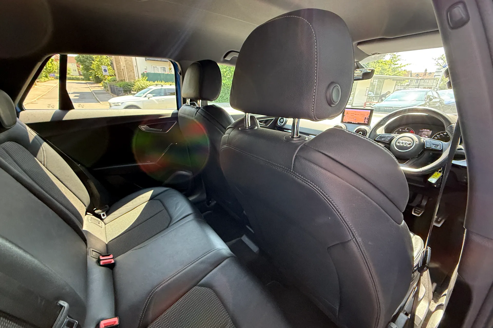 Audi Q2 thumbnail image number 37