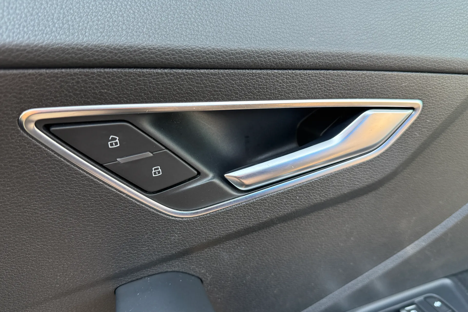 Audi Q2 thumbnail image number 29