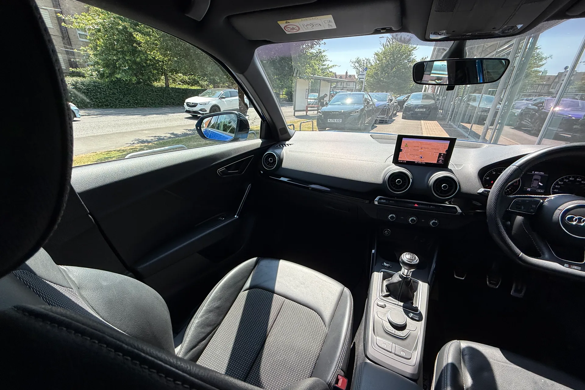 Audi Q2 thumbnail image number 42