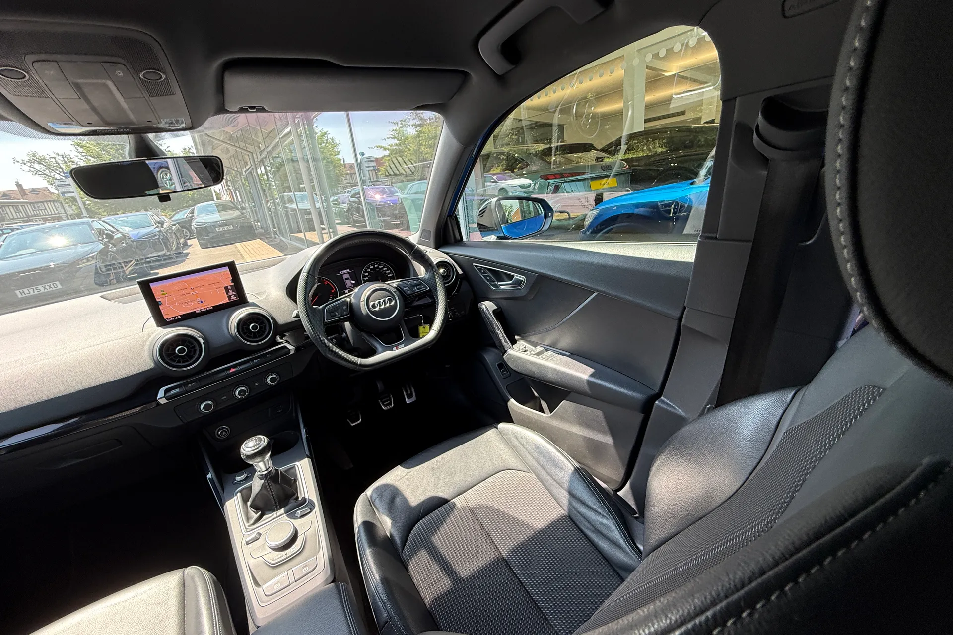 Audi Q2 thumbnail image number 41