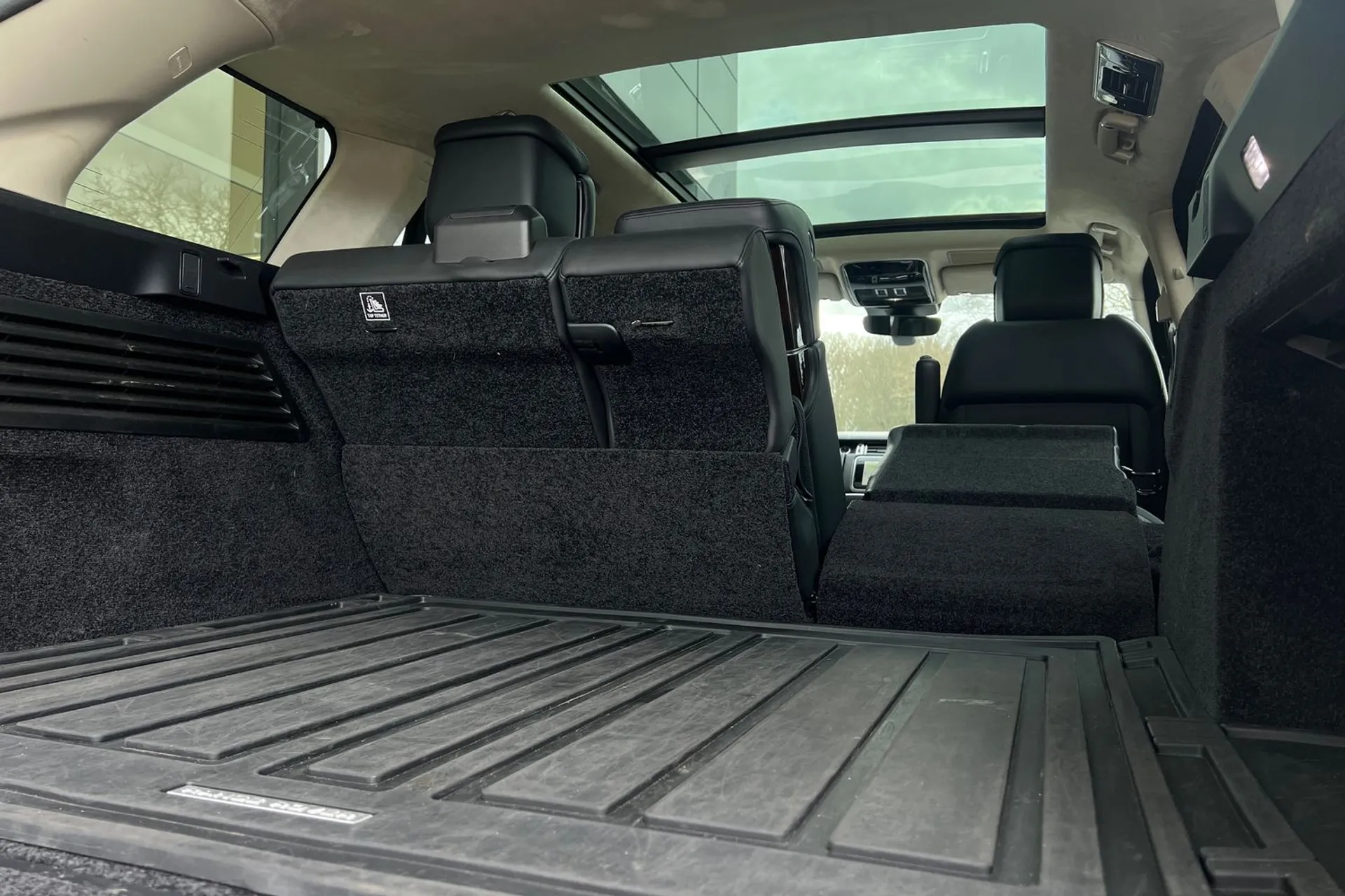LAND ROVER RANGE ROVER thumbnail image number 34