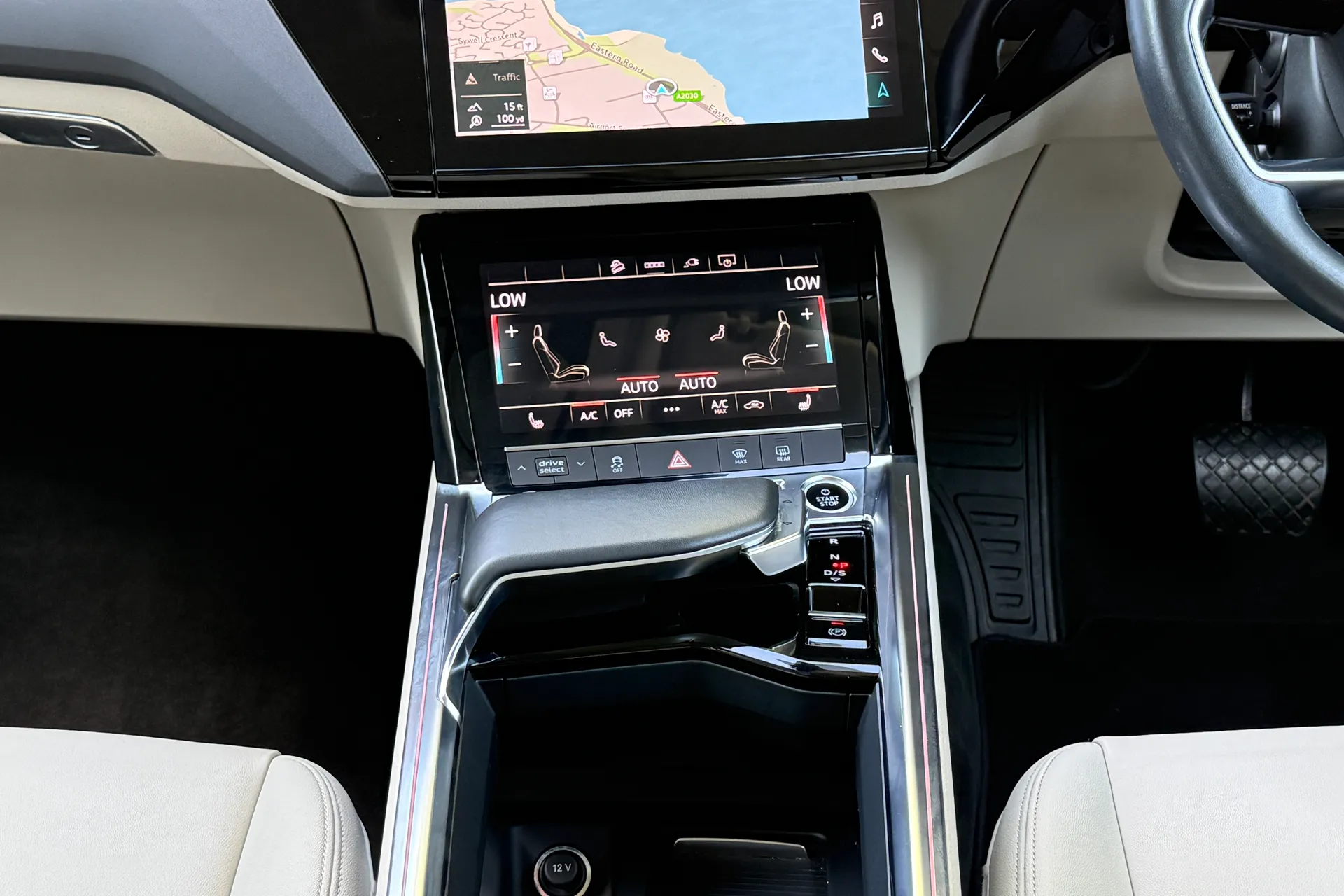 Audi e-tron thumbnail image number 54
