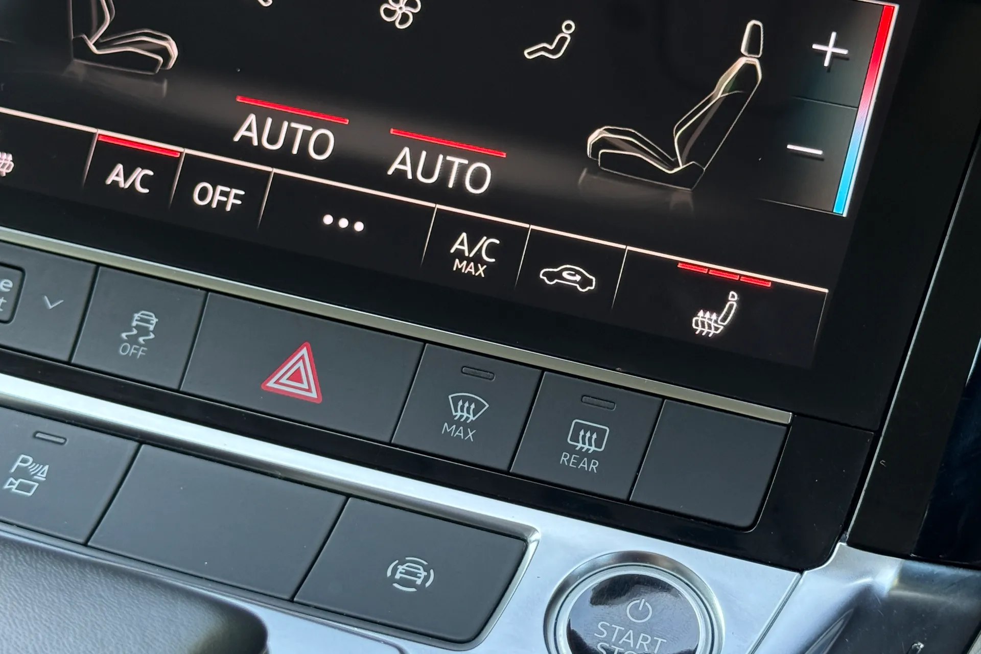 Audi e-tron thumbnail image number 27