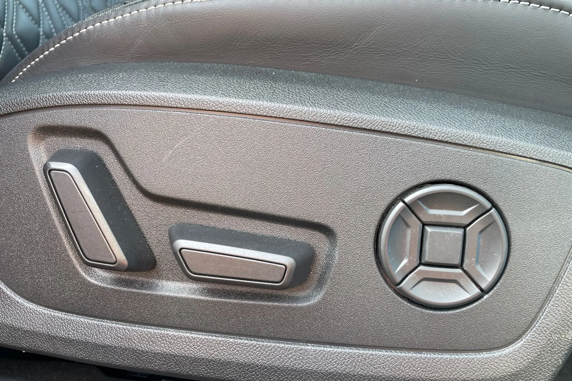 Audi A3 thumbnail image number 34
