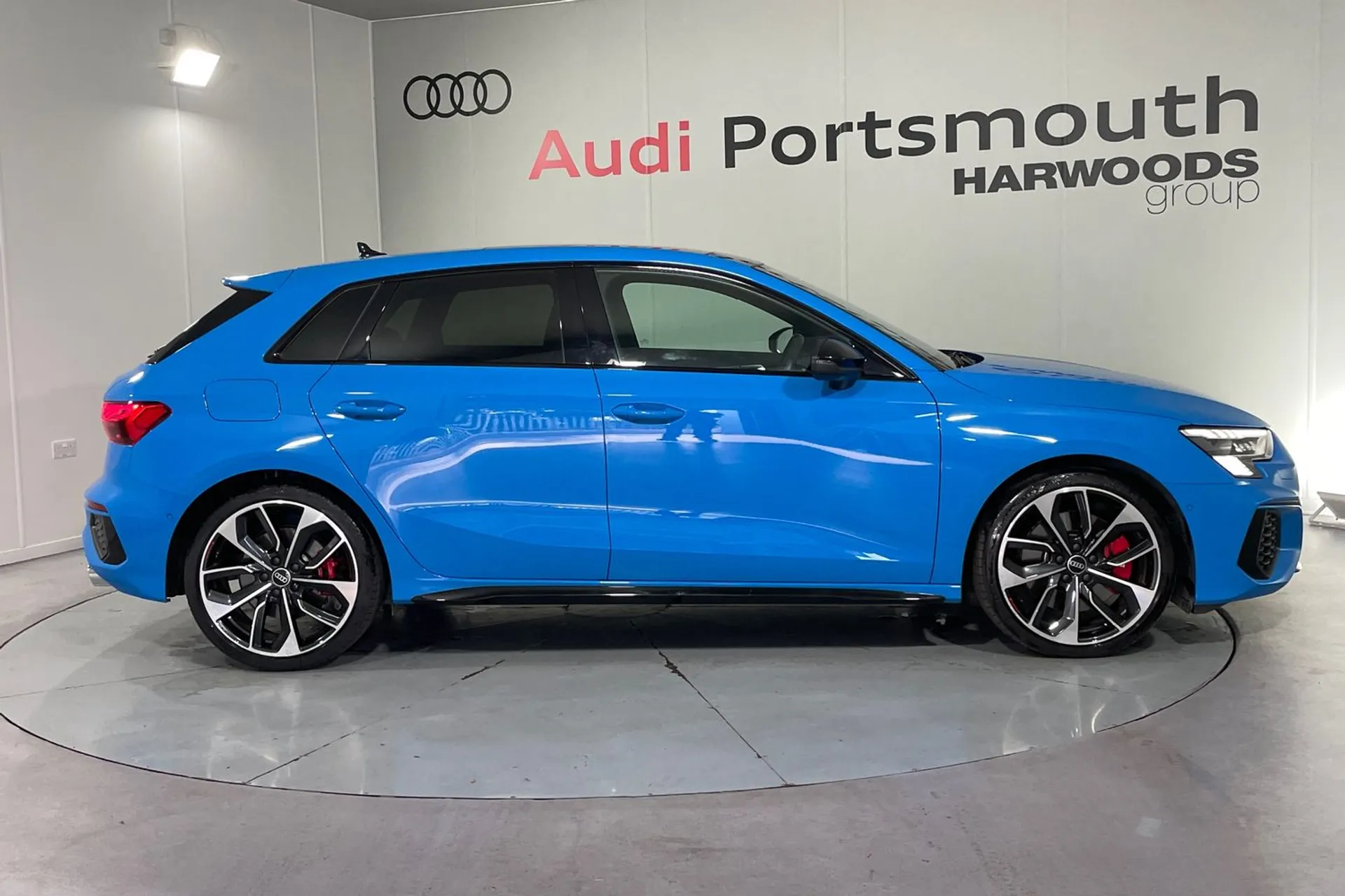 Audi A3 thumbnail image number 2