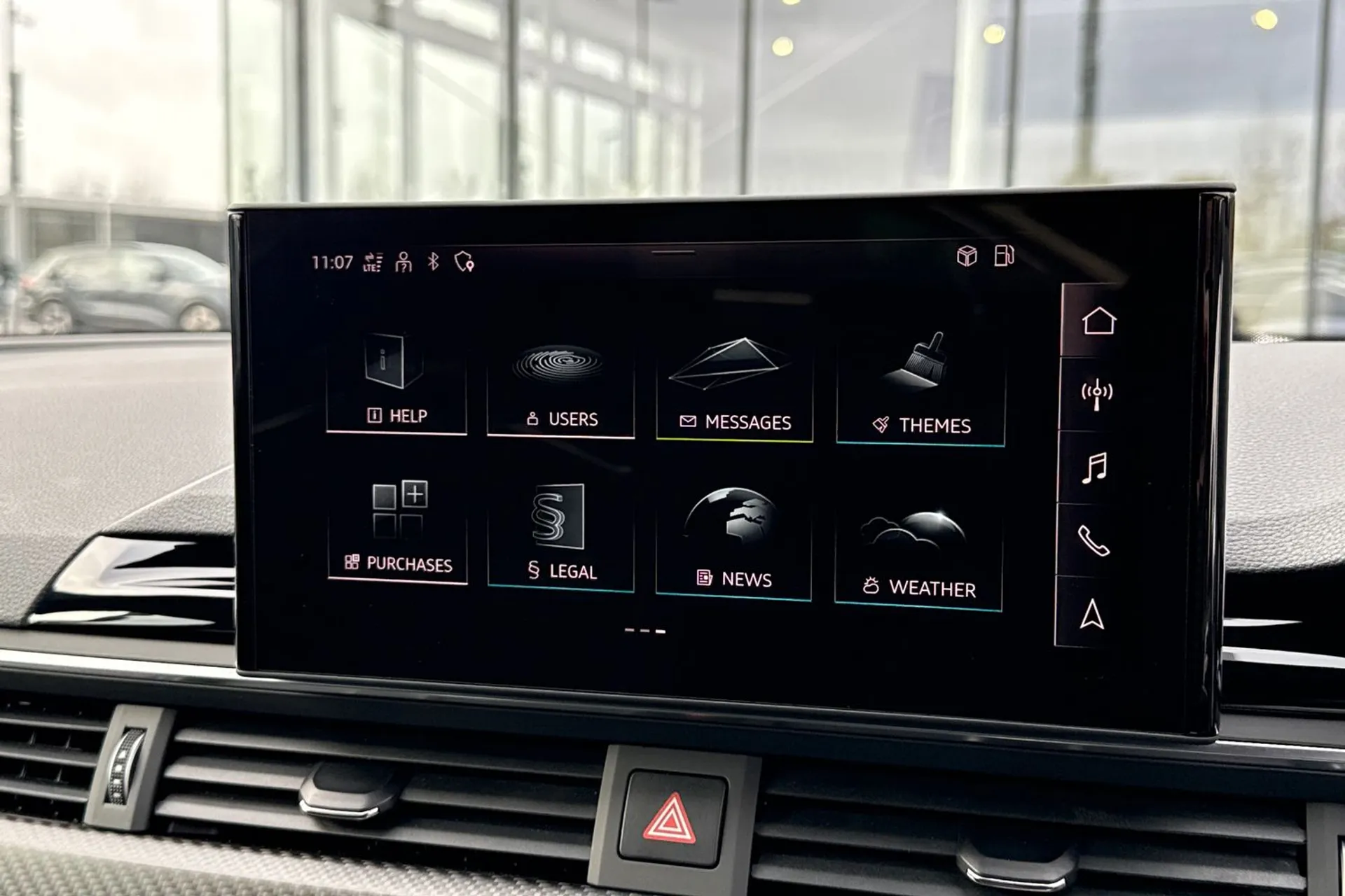 Audi RS4 thumbnail image number 52