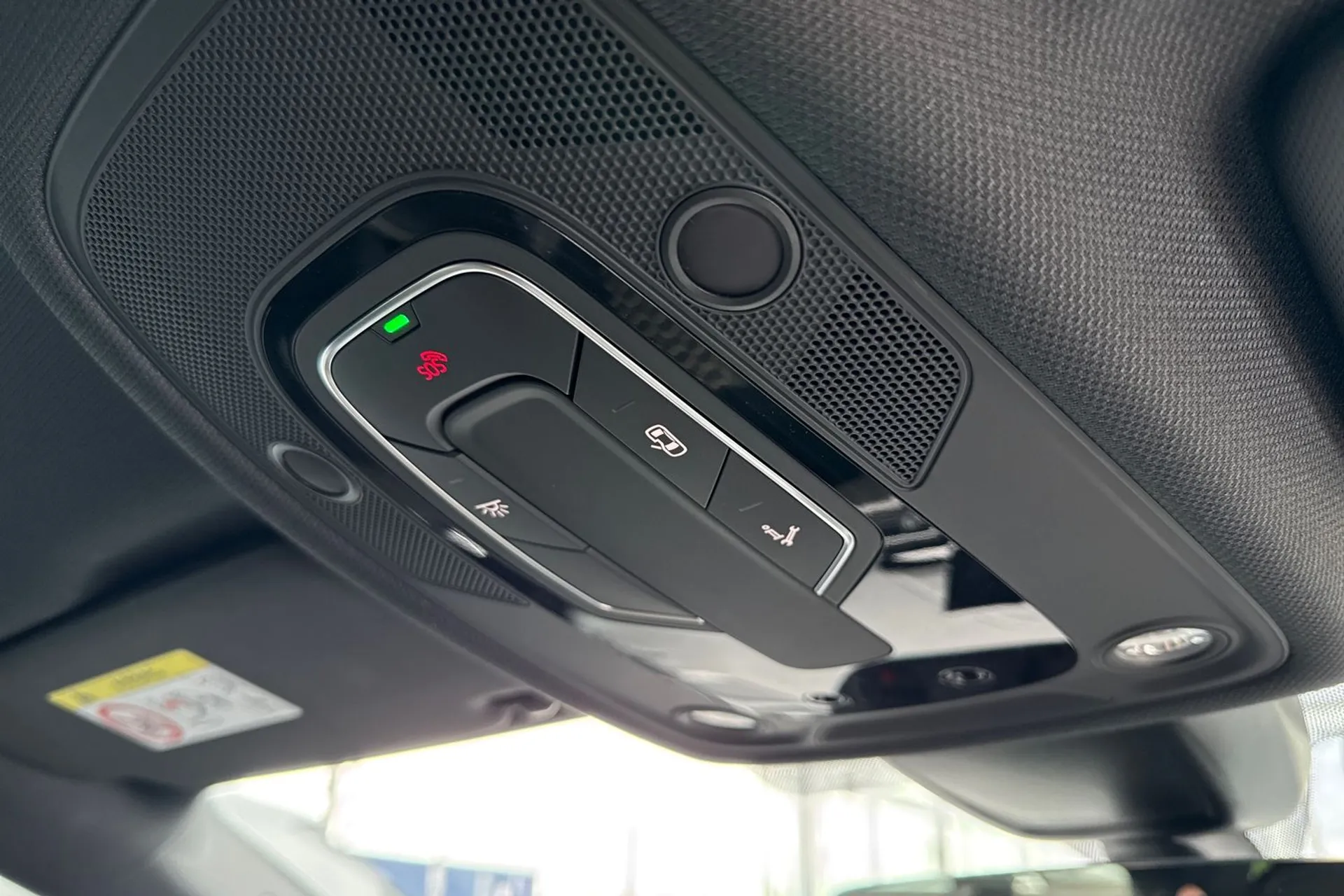 Audi RS4 thumbnail image number 55