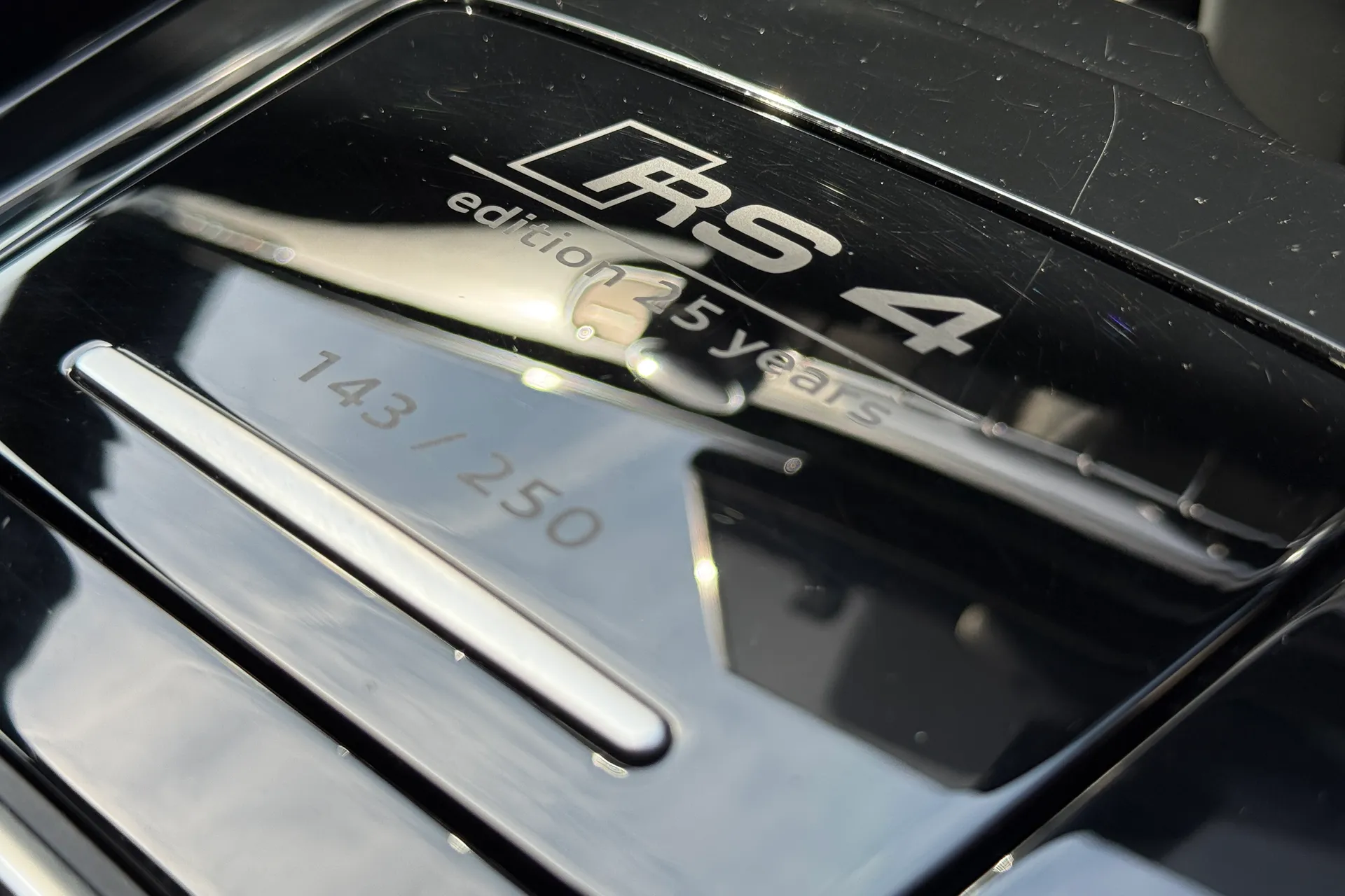 Audi RS4 thumbnail image number 15