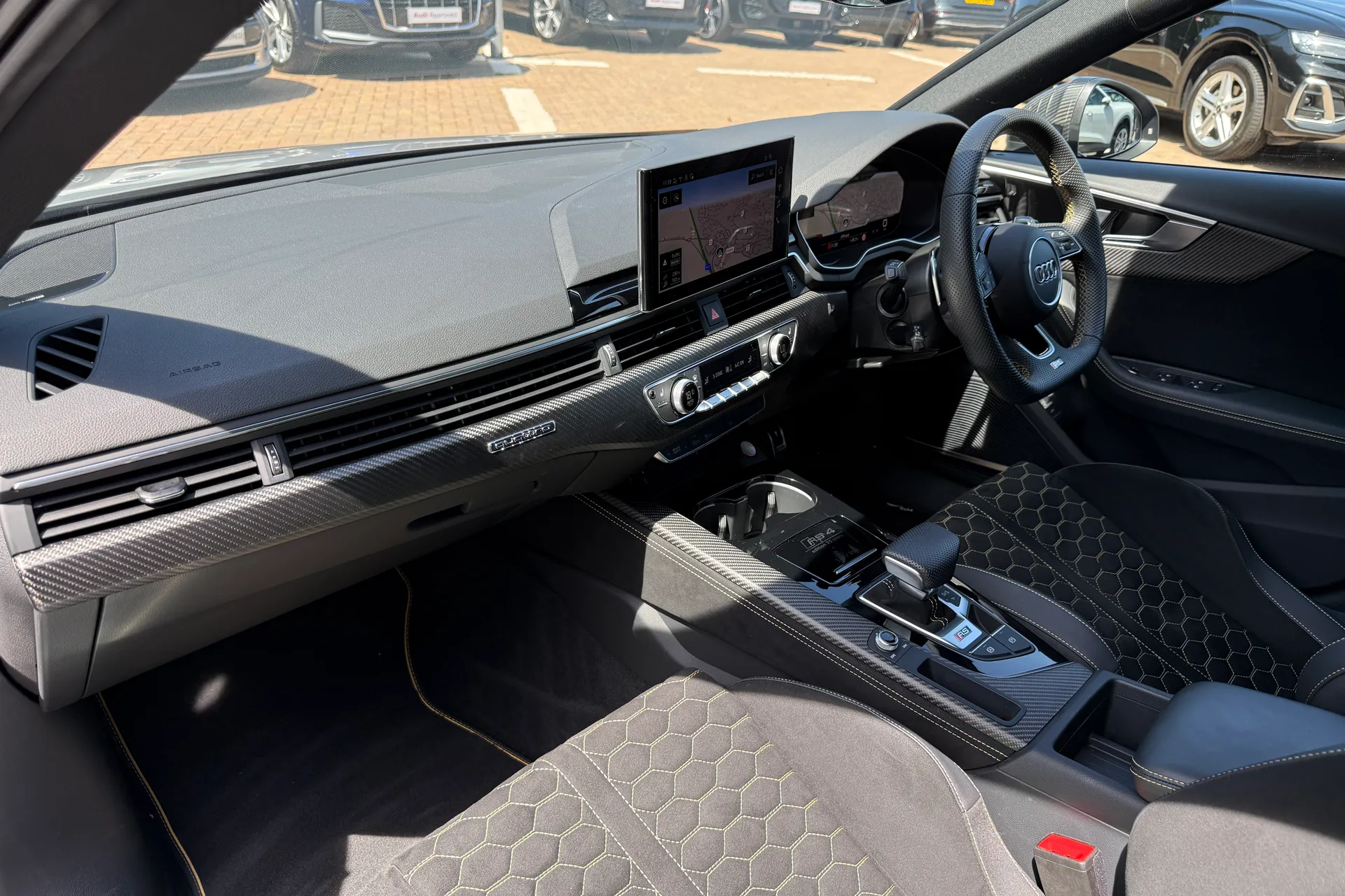Audi RS4 thumbnail image number 56