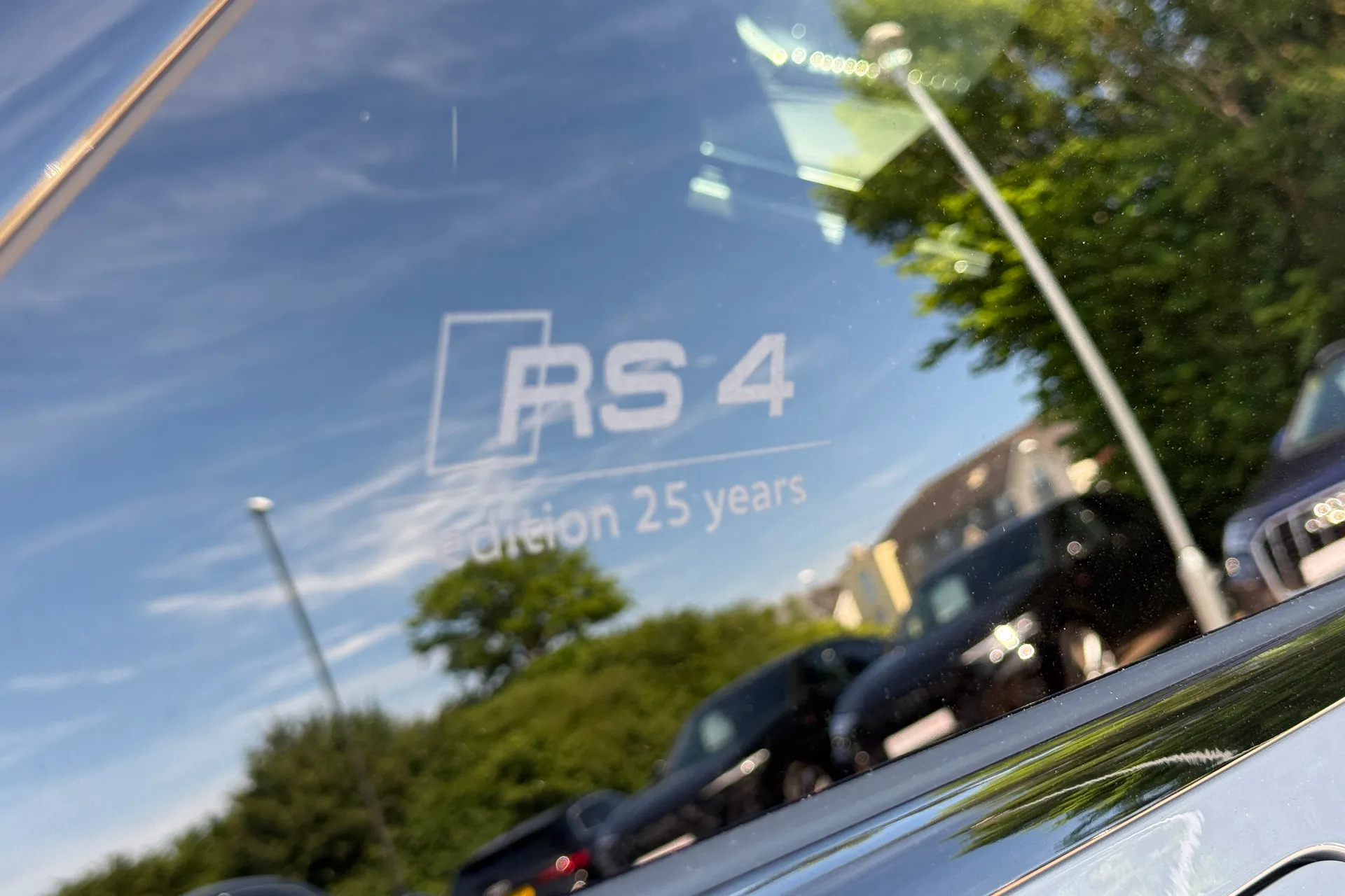 Audi RS4 thumbnail image number 37
