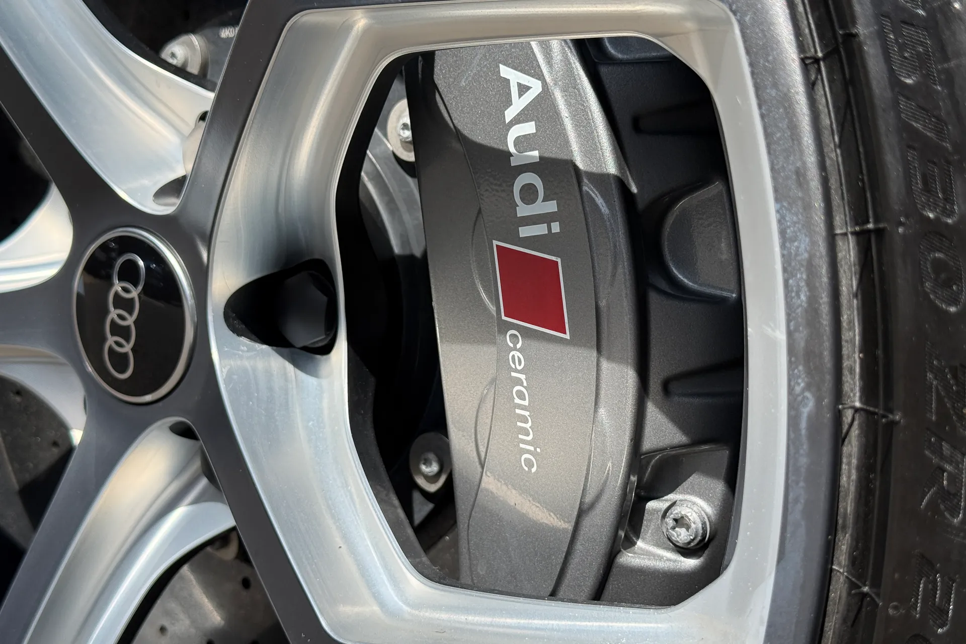 Audi RS4 thumbnail image number 59