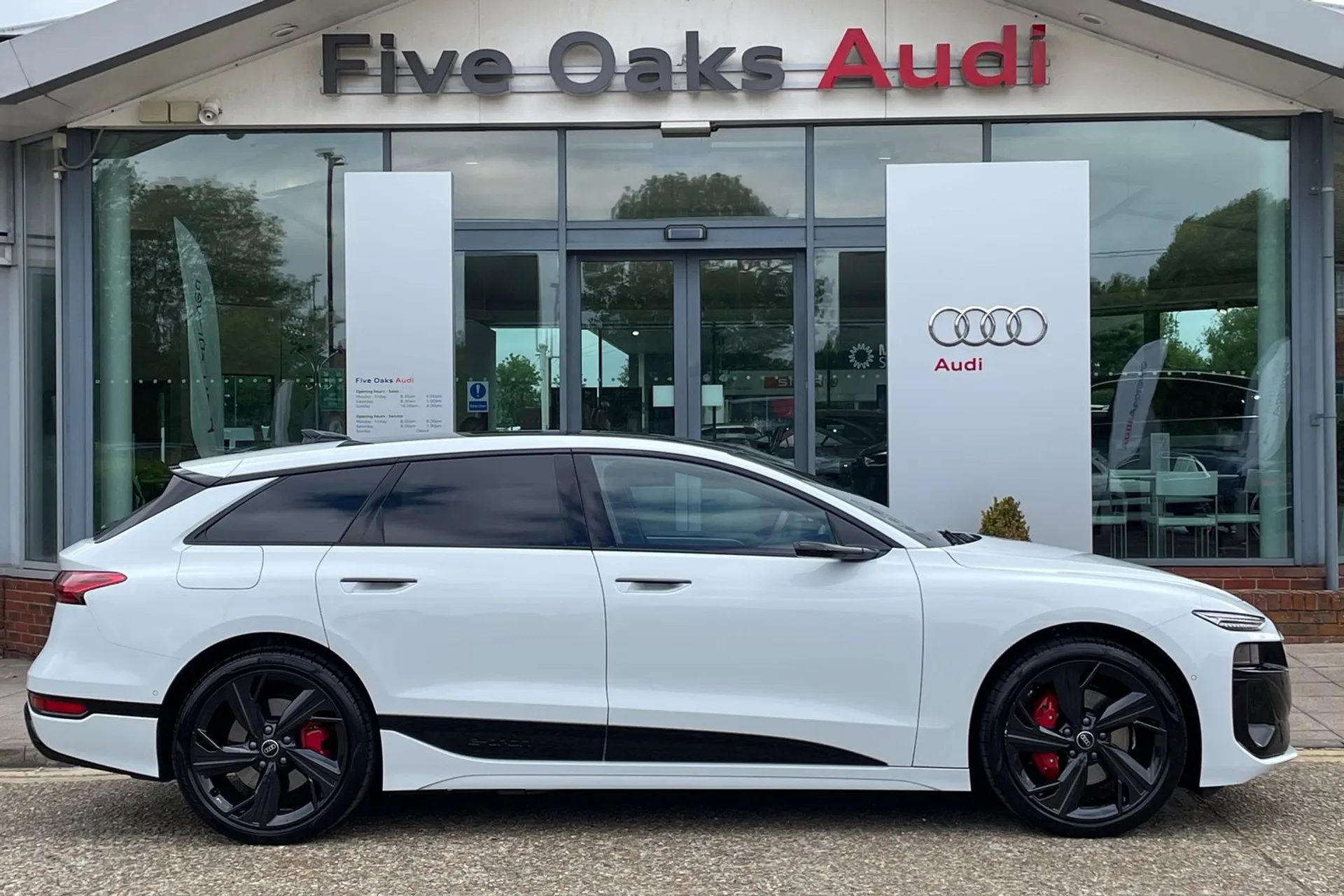 Audi A6 thumbnail image number 2