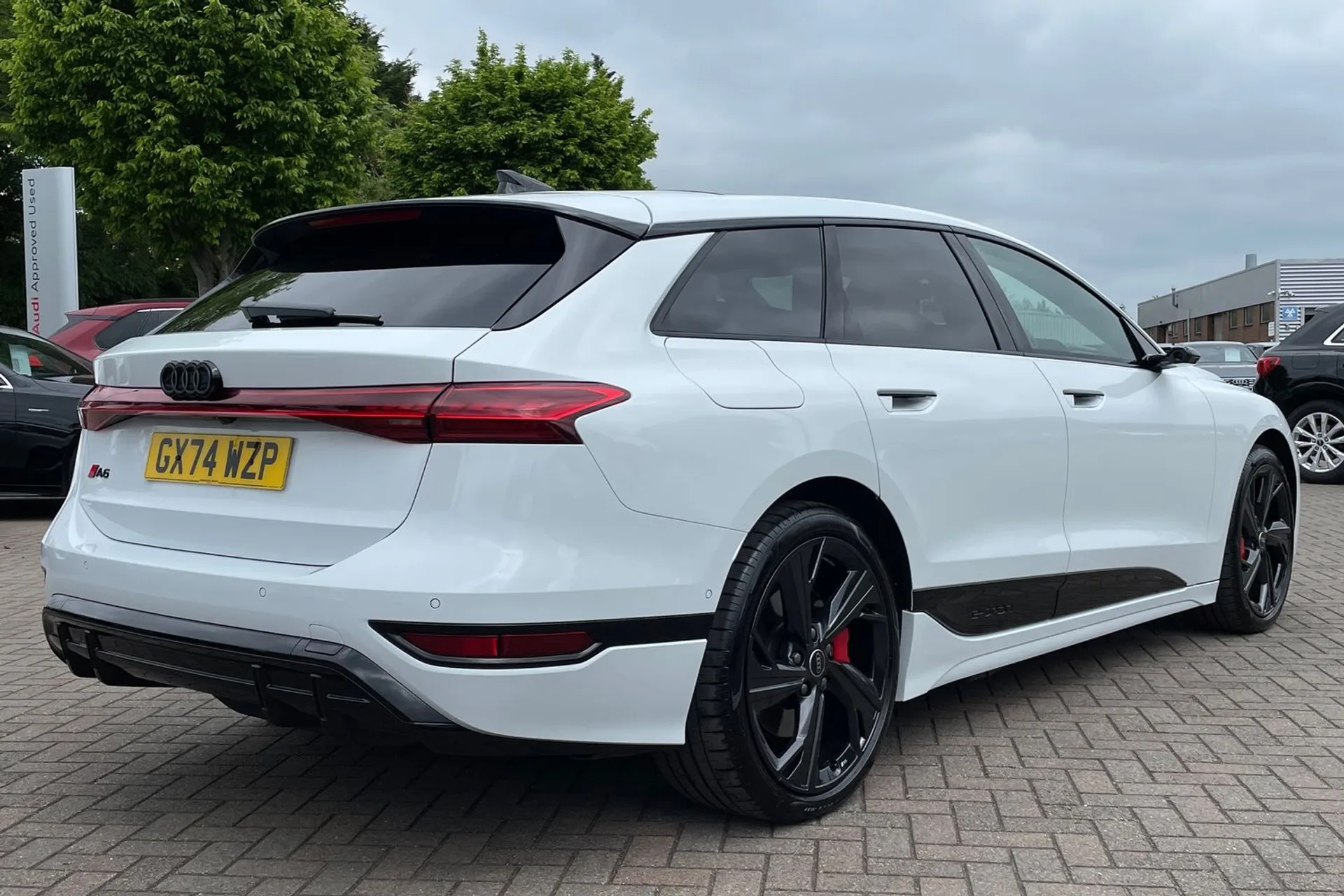 Audi A6 thumbnail image number 4