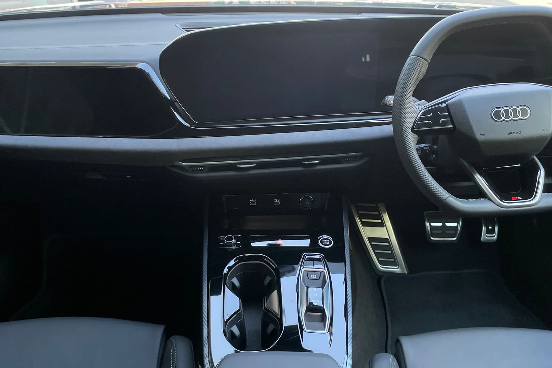 Audi A5 thumbnail image number 35