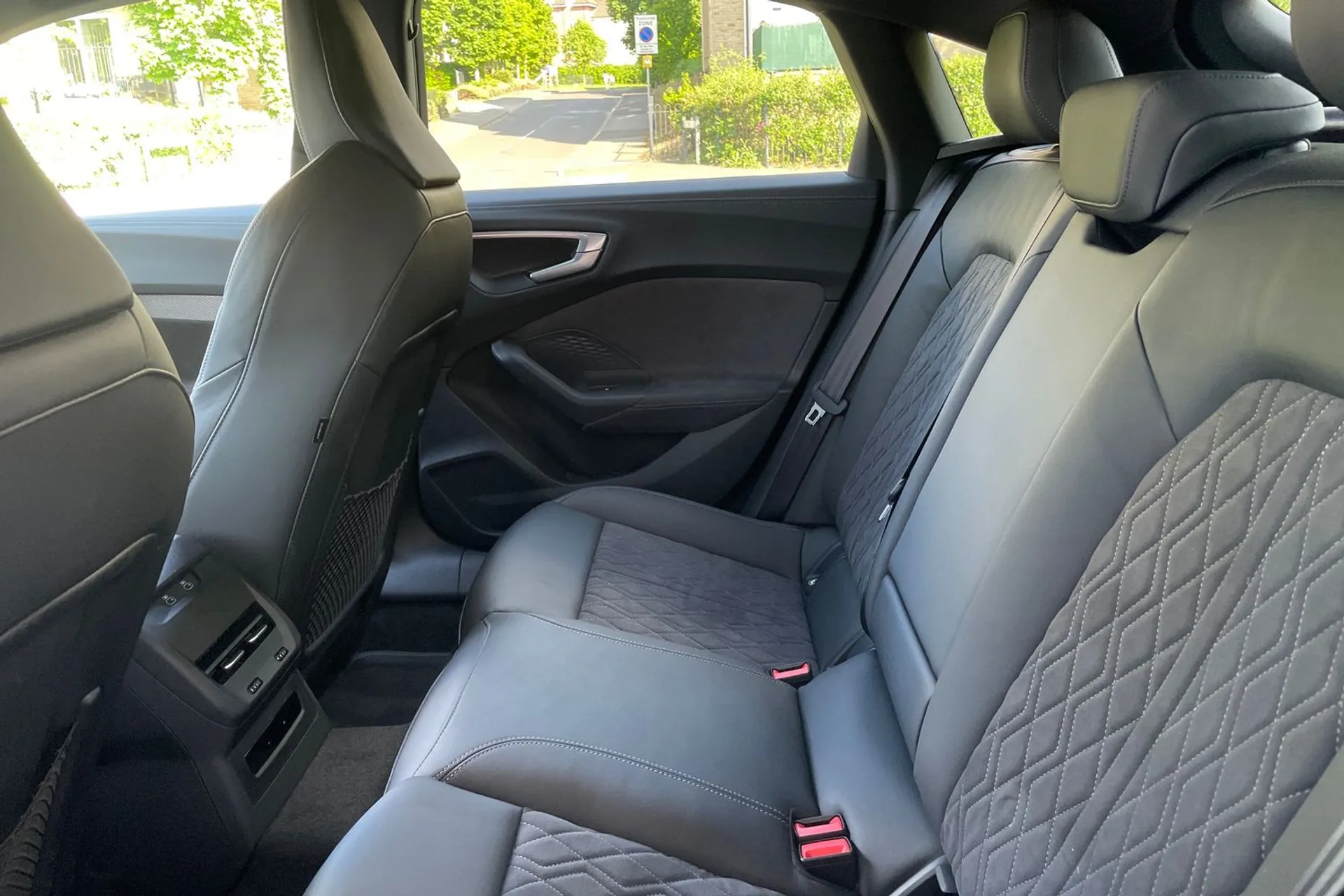 Audi A5 thumbnail image number 30