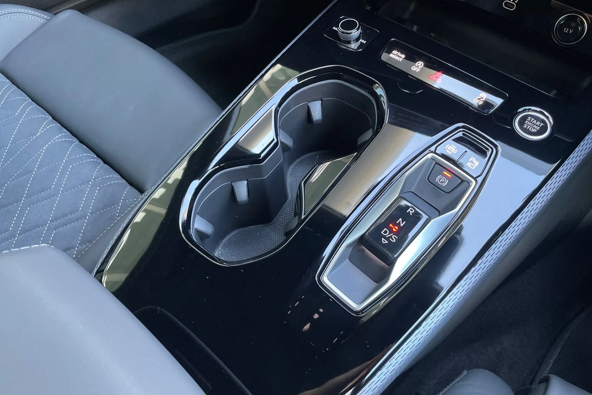 Audi A5 thumbnail image number 42