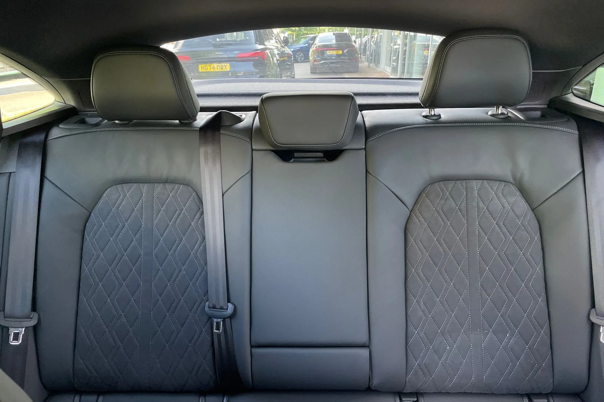 Audi A5 thumbnail image number 31