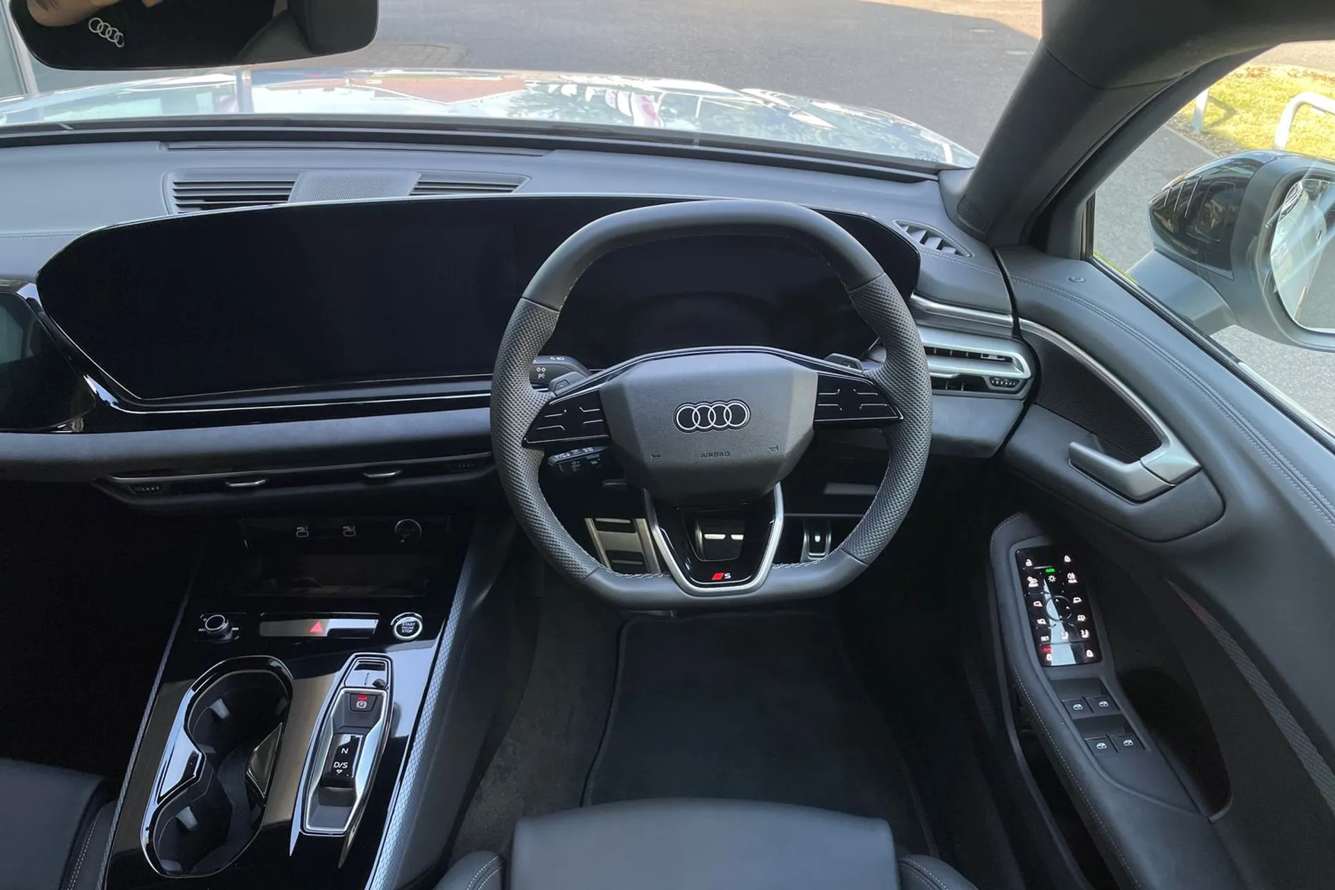 Audi A5 thumbnail image number 34