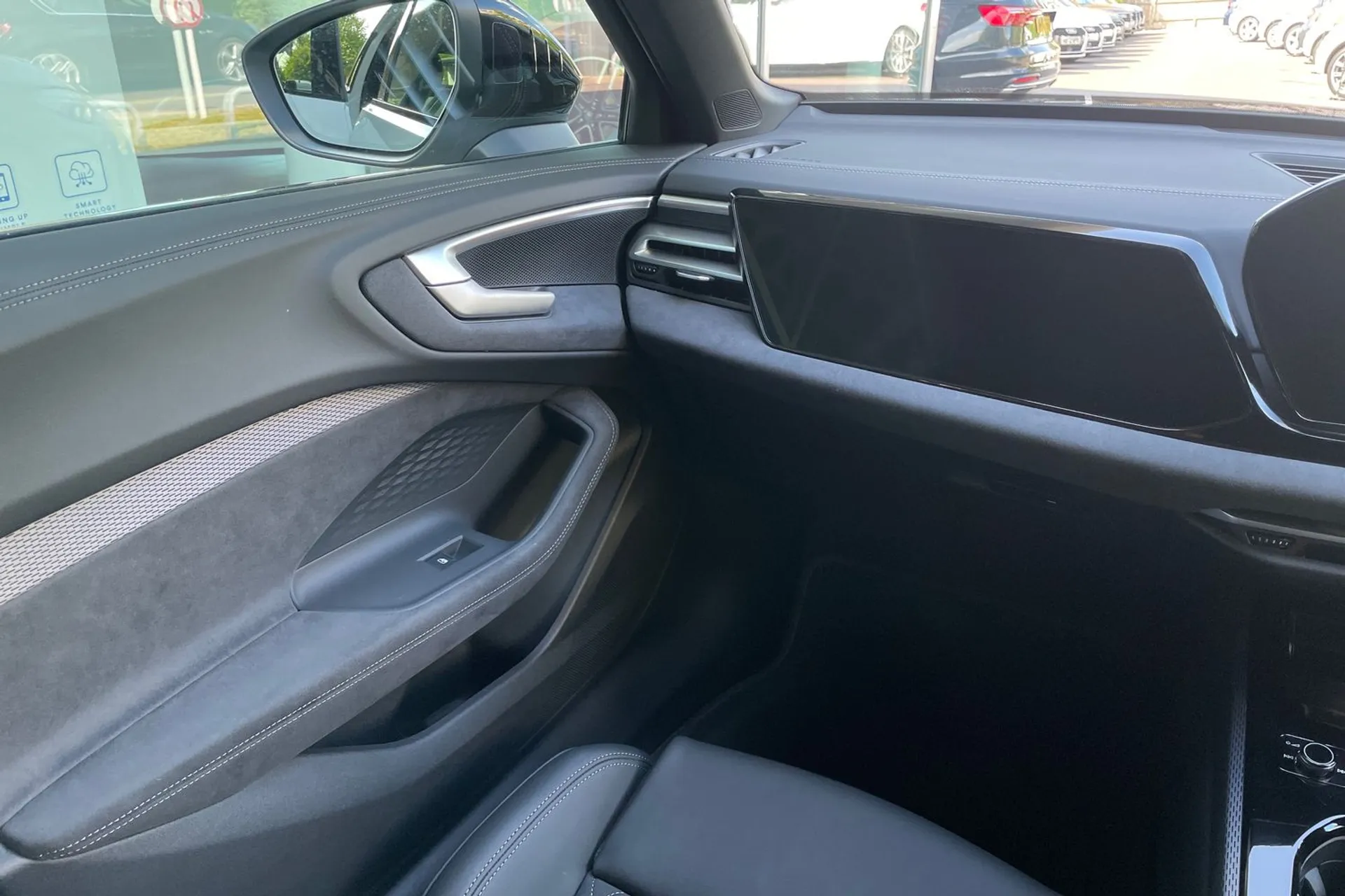 Audi A5 thumbnail image number 32