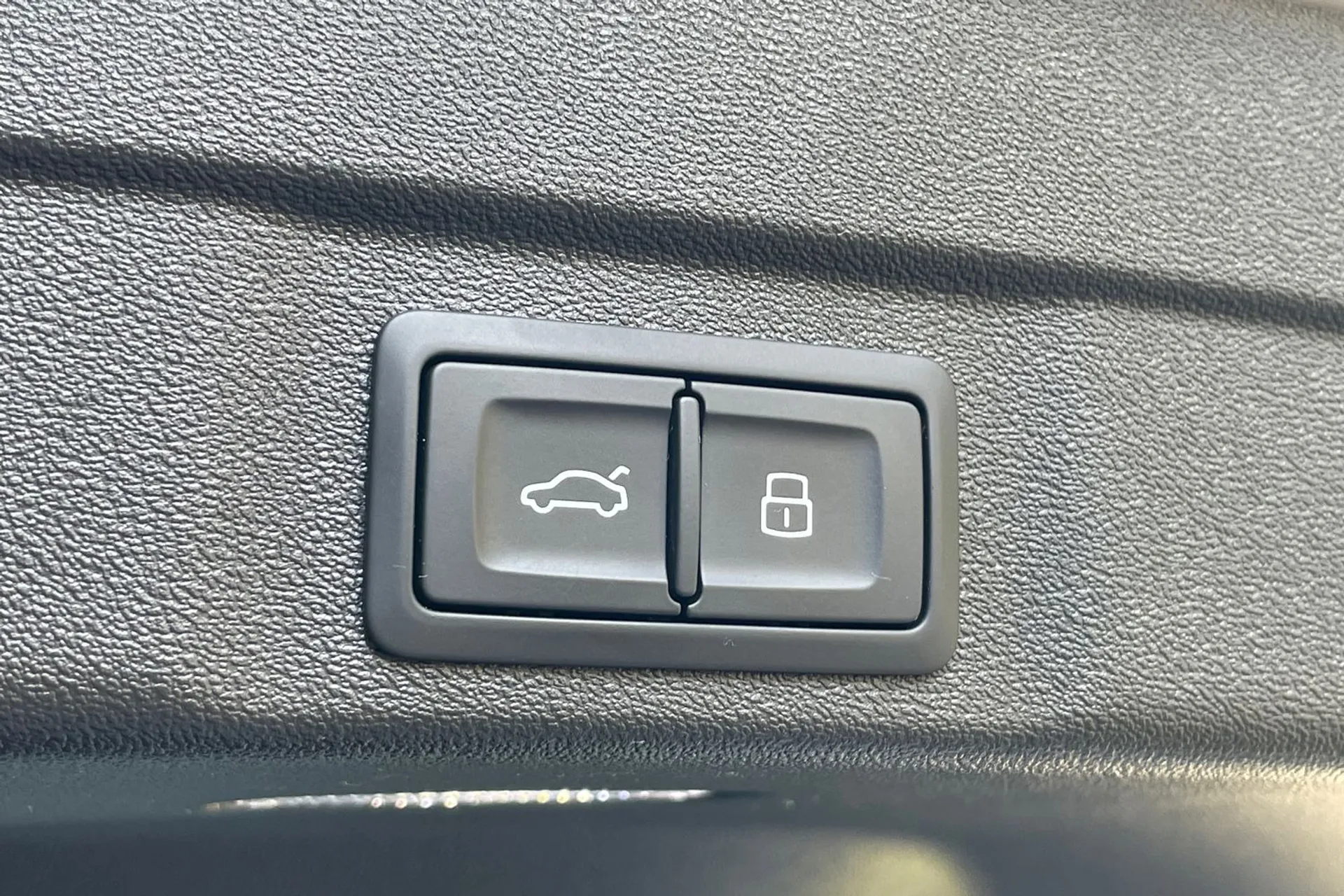 Audi A5 thumbnail image number 19