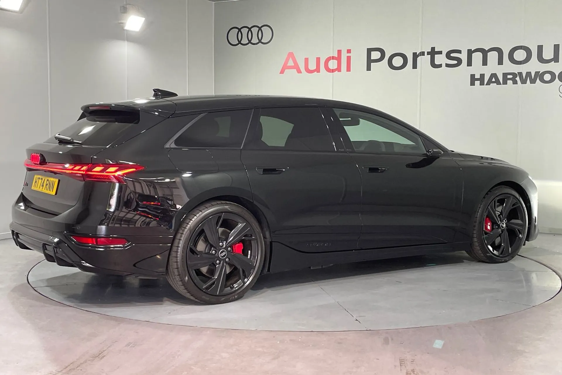 Audi A6 thumbnail image number 10