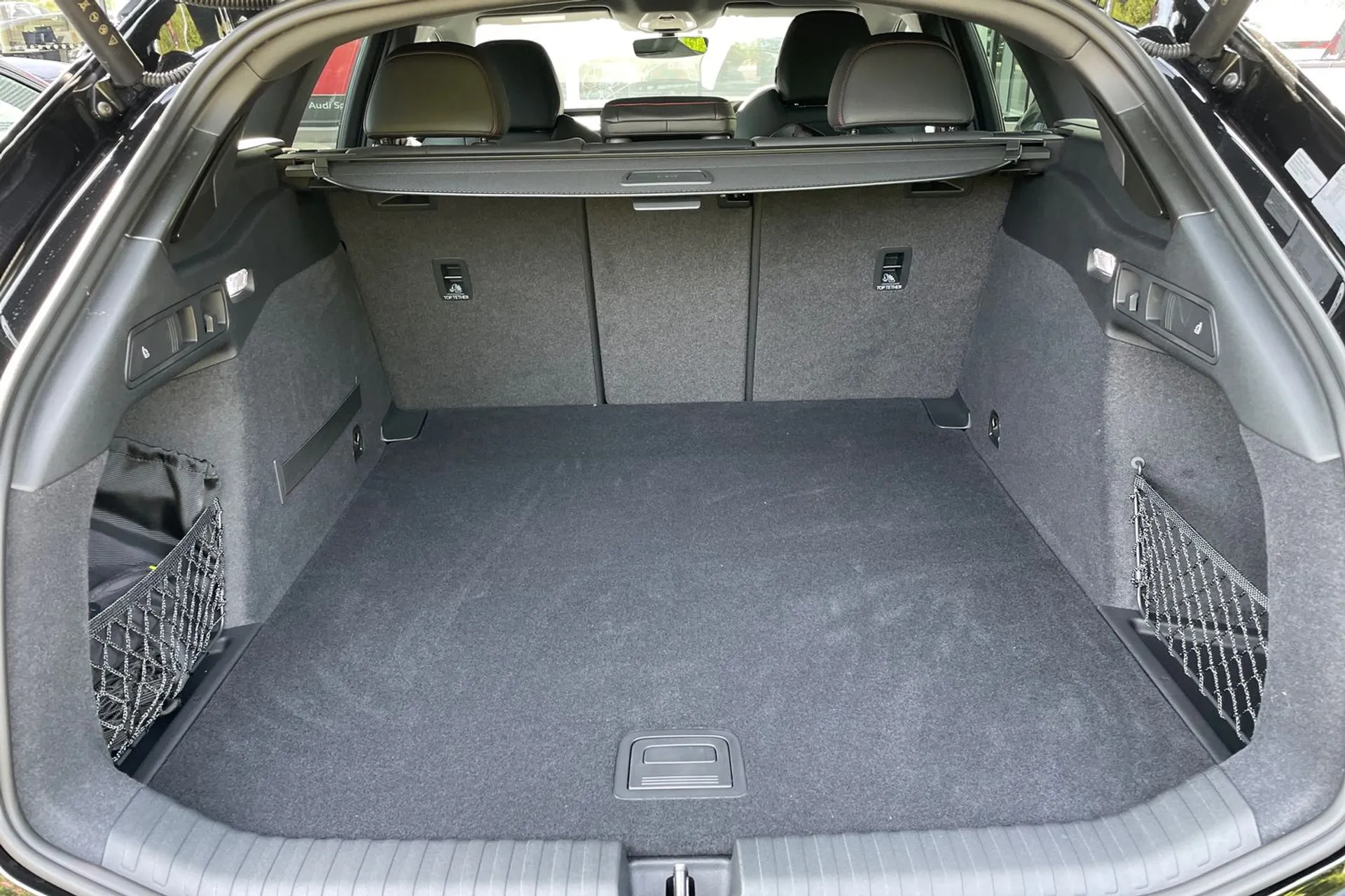 Audi A6 thumbnail image number 18